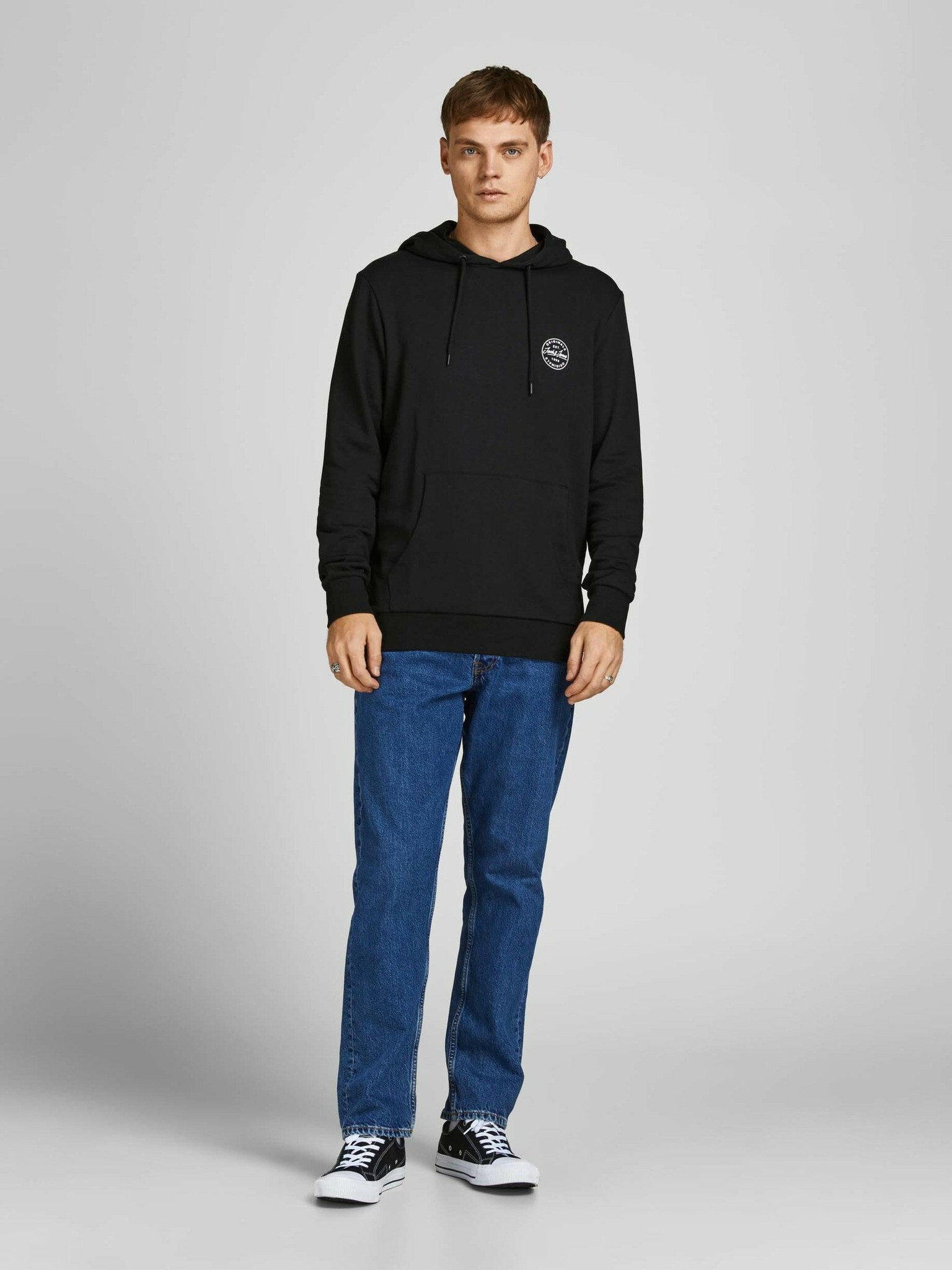 Jack & Jones Shark Sweatshirt Cheren - Pepit.bg