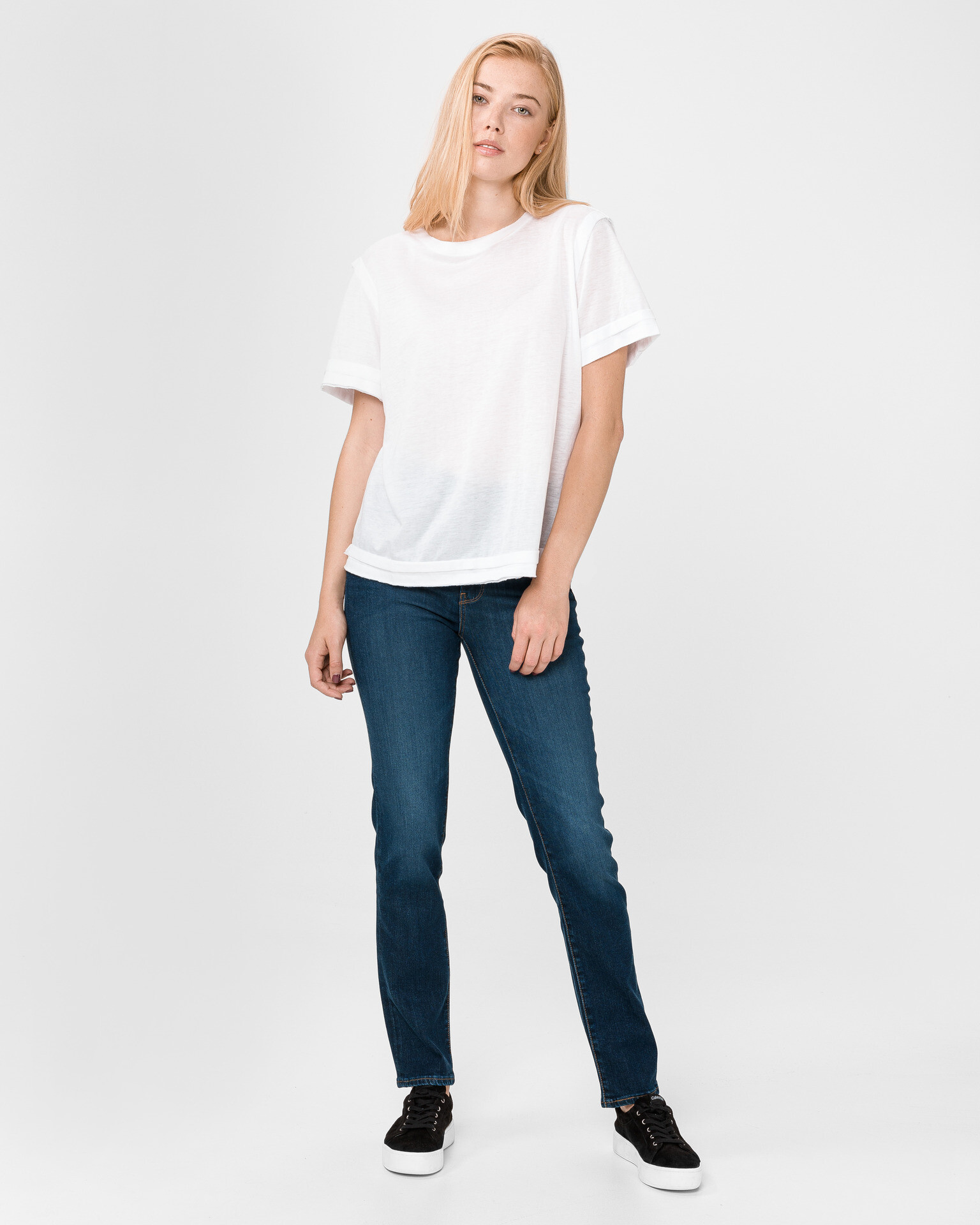 Levi's® 724™ High Rise Straight Jeans Sin - Pepit.bg