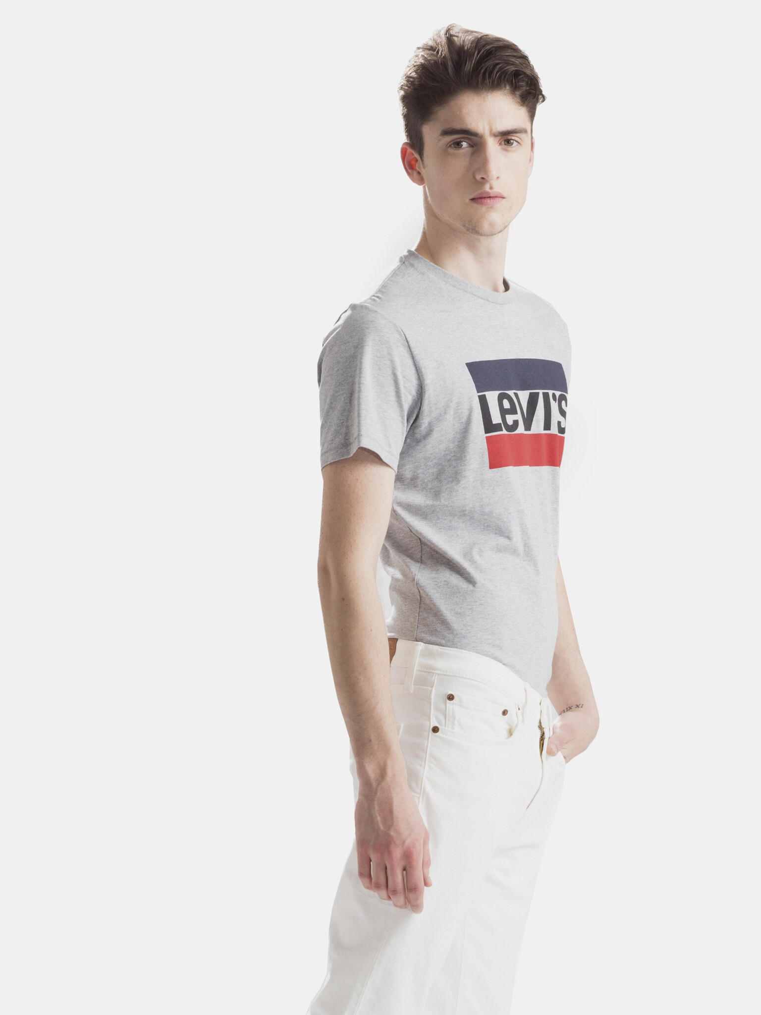 Levi's® T-shirt Siv - Pepit.bg