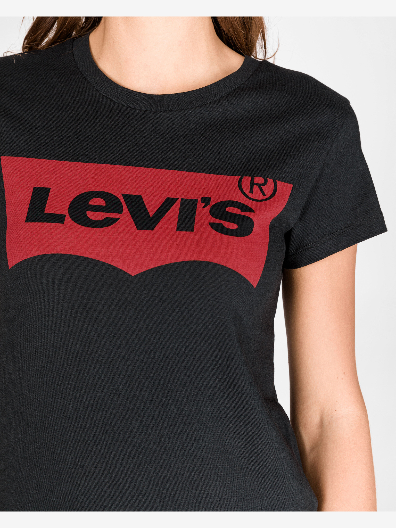 Levi's® The Perfect Graphic T-shirt Cheren - Pepit.bg