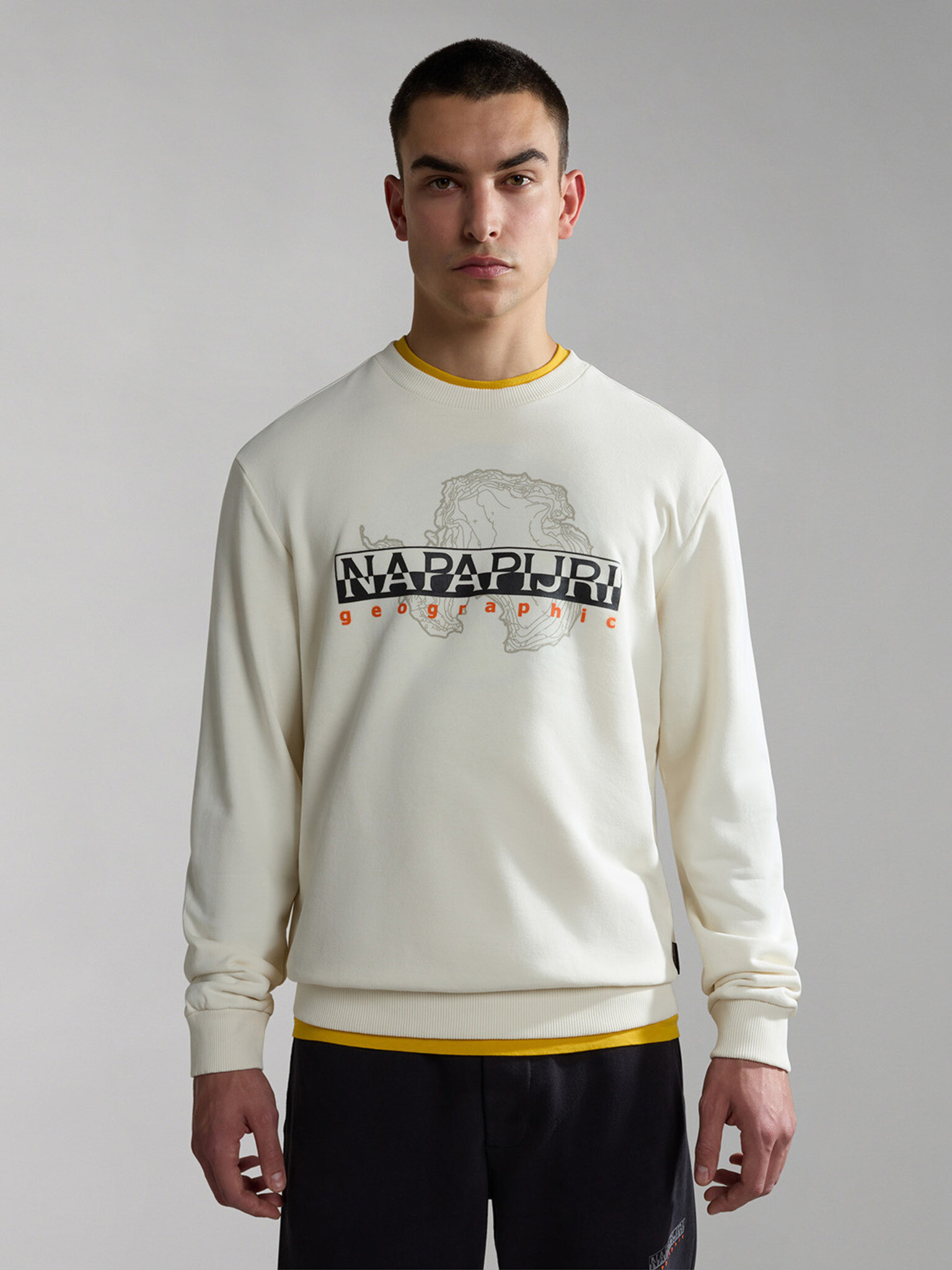 Napapijri Iceberg Sweatshirt Byal - Pepit.bg