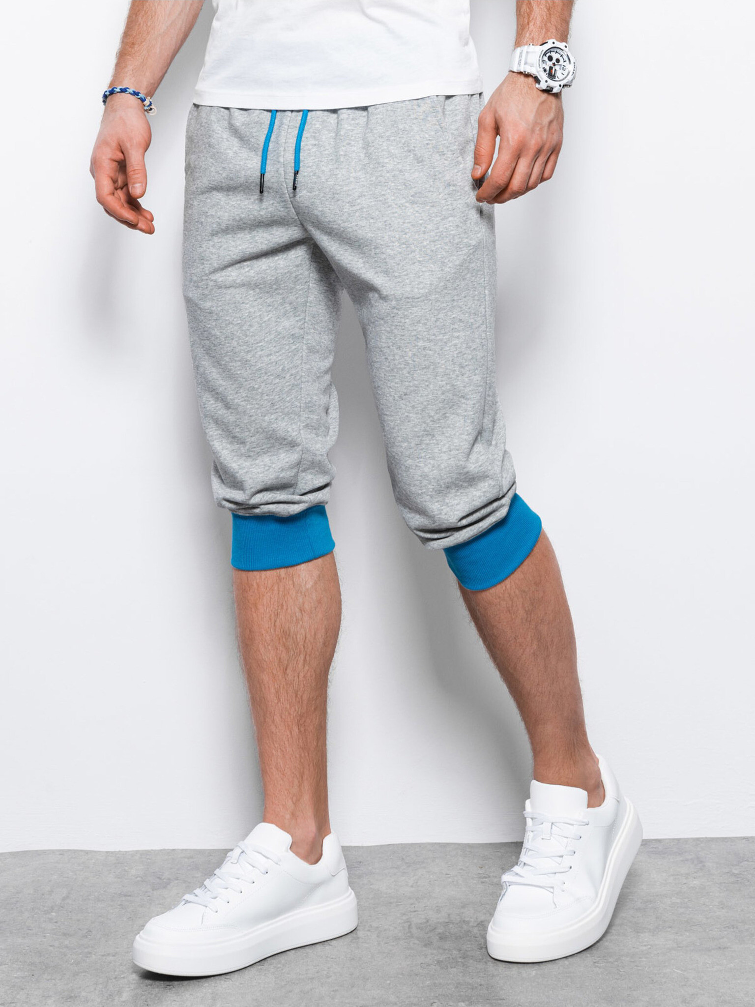 Ombre Clothing Къси панталони Siv - Pepit.bg