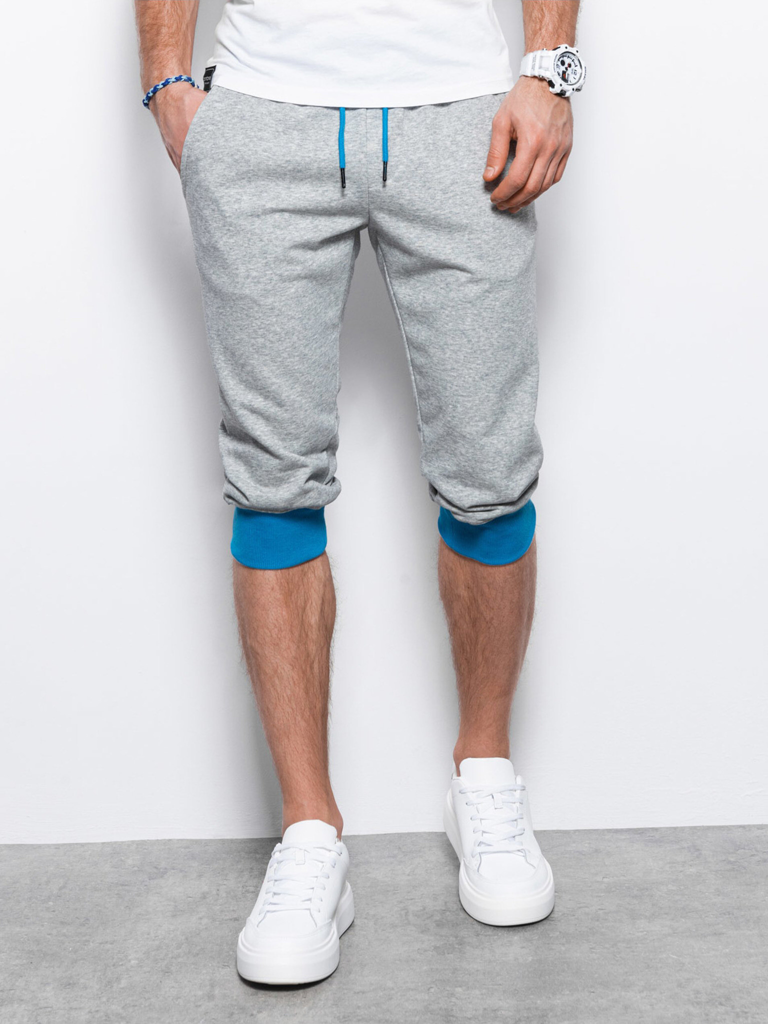 Ombre Clothing Къси панталони Siv - Pepit.bg