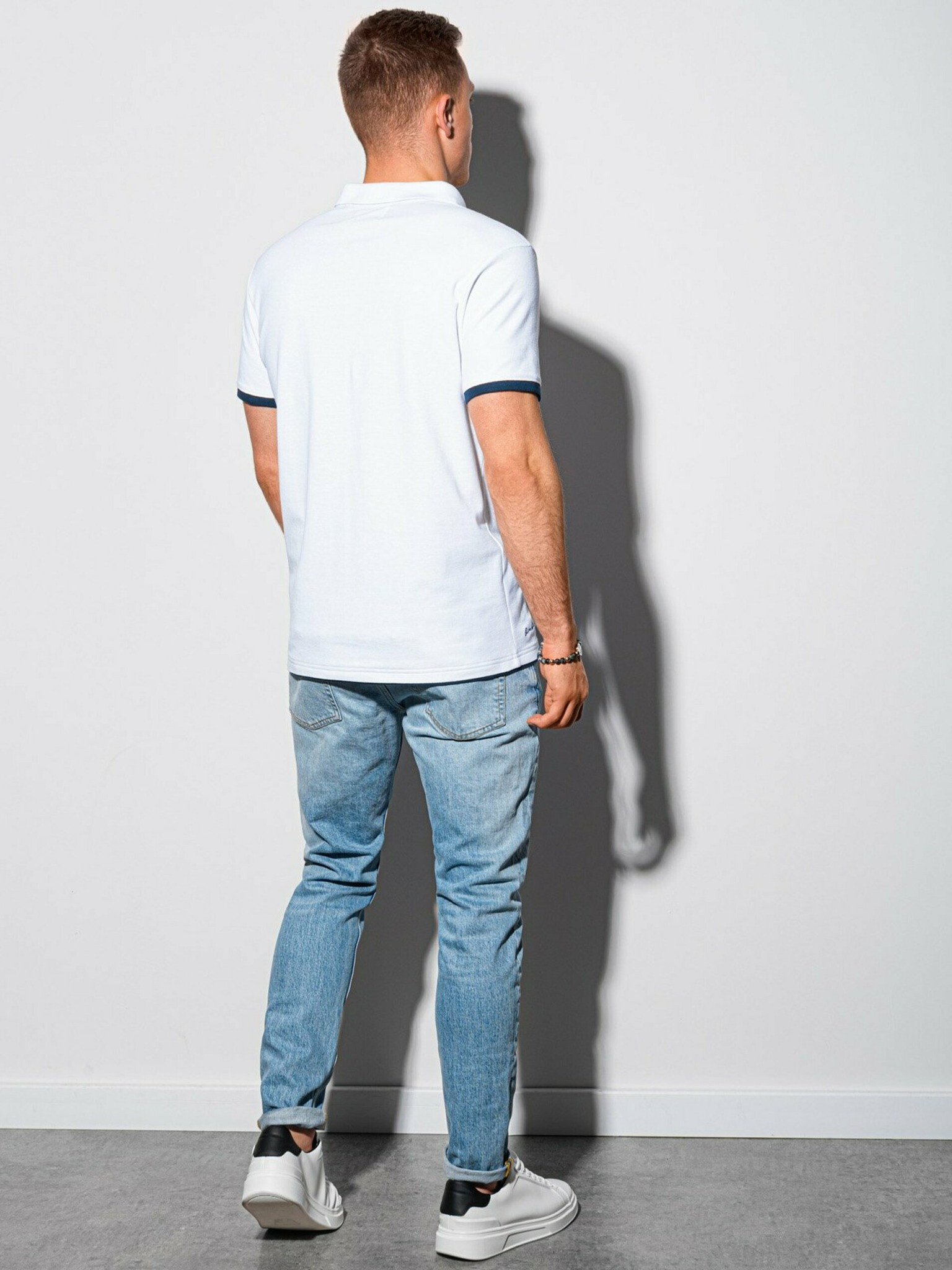 Ombre Clothing T-shirt Byal - Pepit.bg