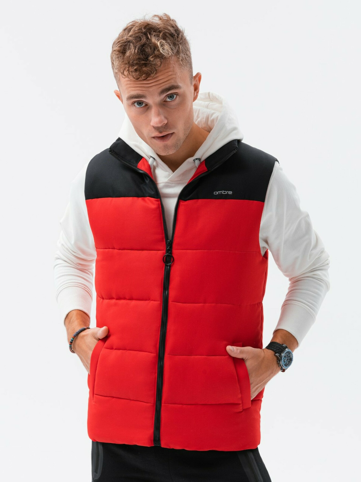 Ombre Clothing Жилетка Cherven - Pepit.bg