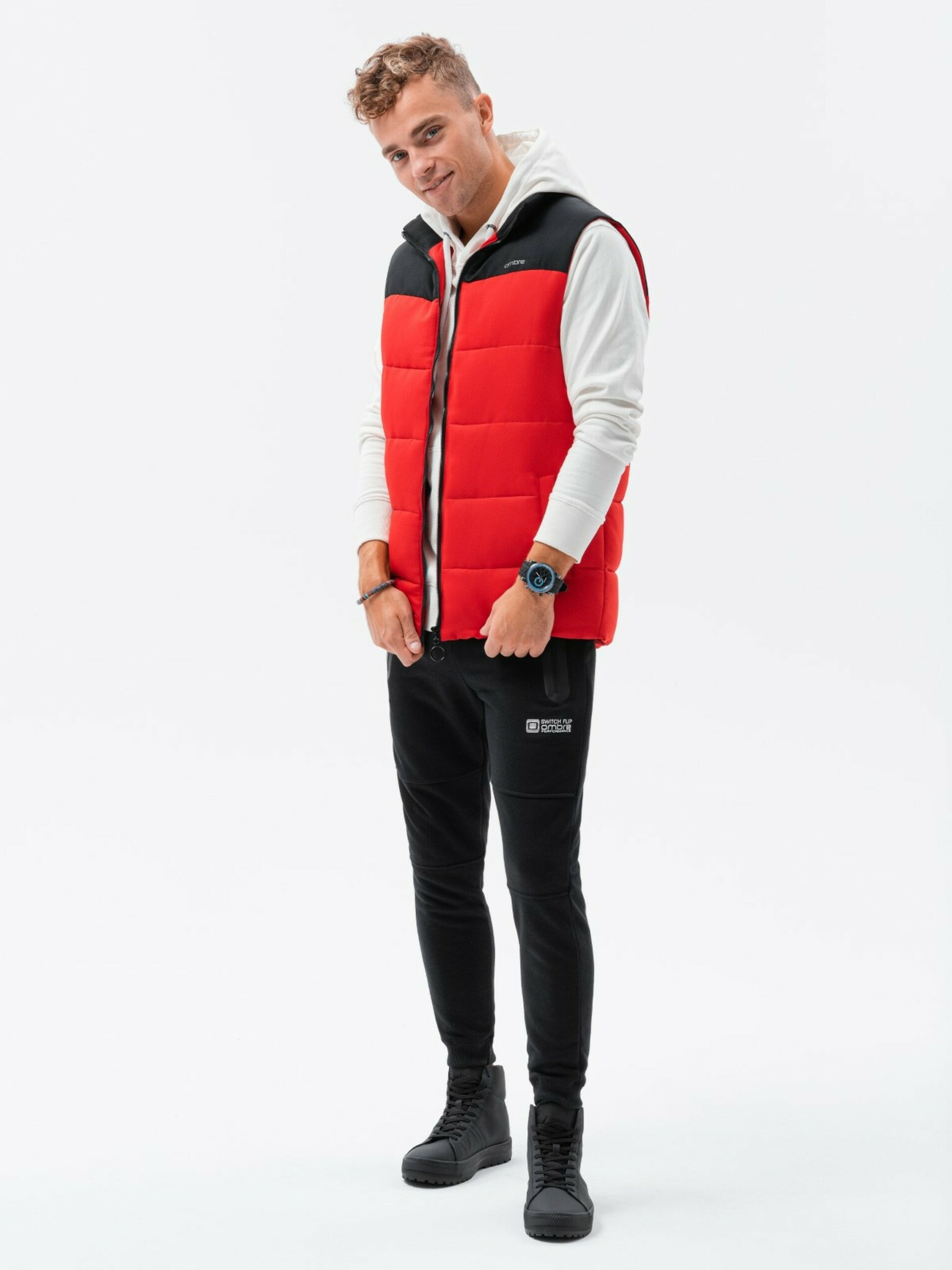 Ombre Clothing Жилетка Cherven - Pepit.bg