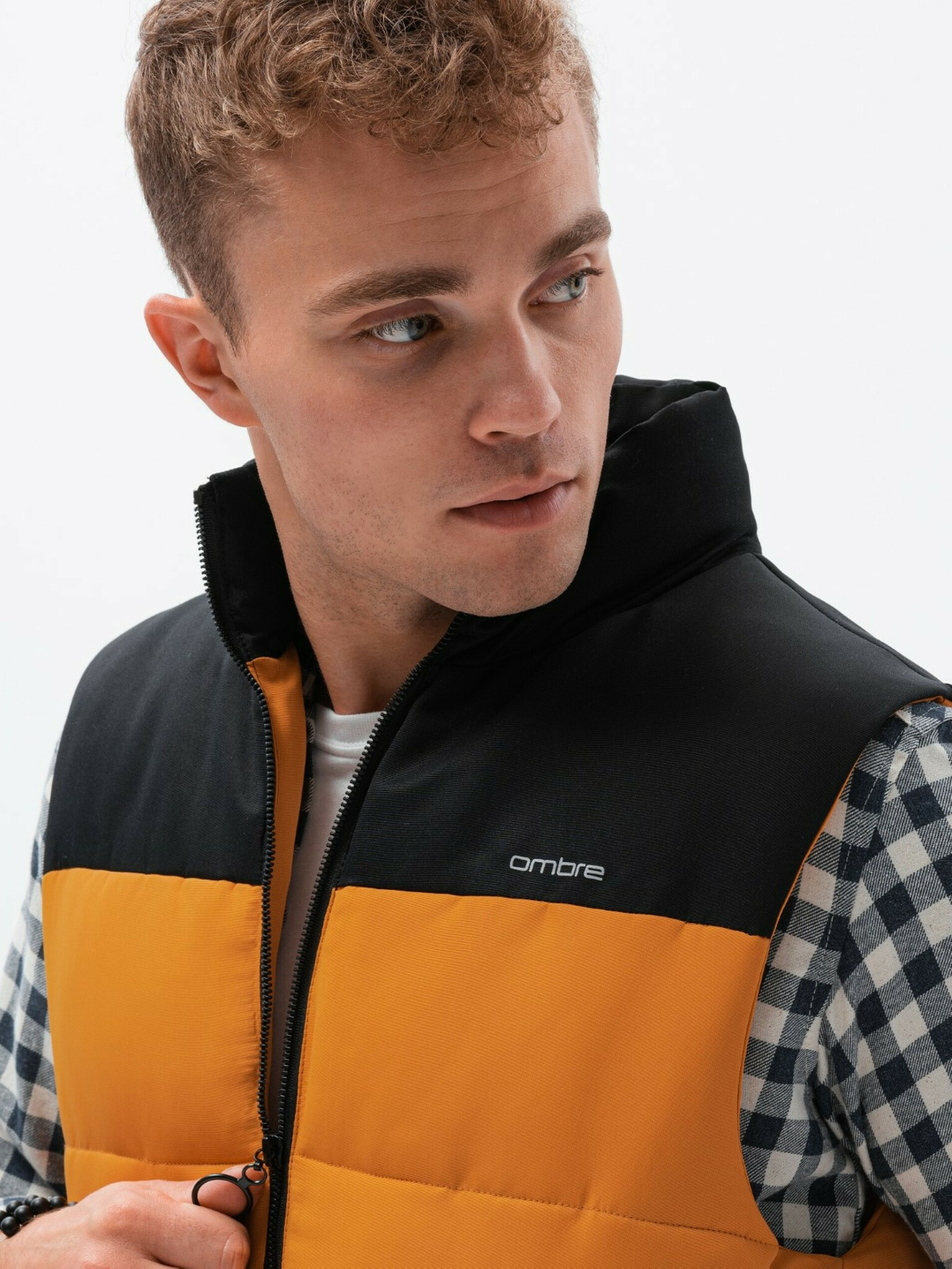 Ombre Clothing Жилетка Zhalt - Pepit.bg