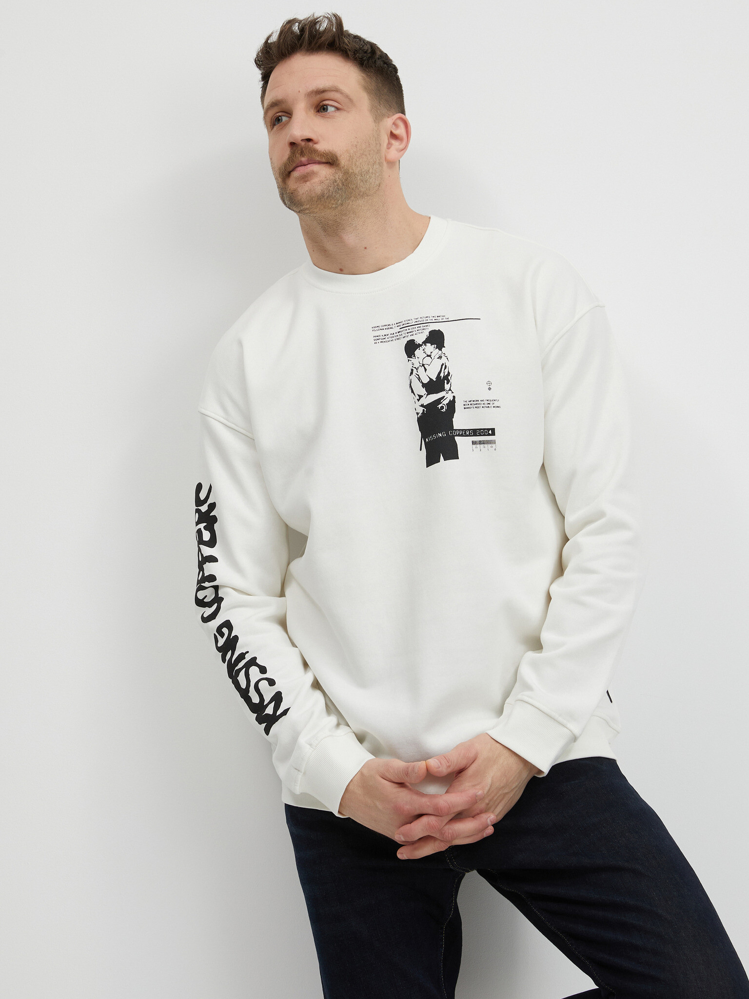 ONLY & SONS Banksy Sweatshirt Byal - Pepit.bg