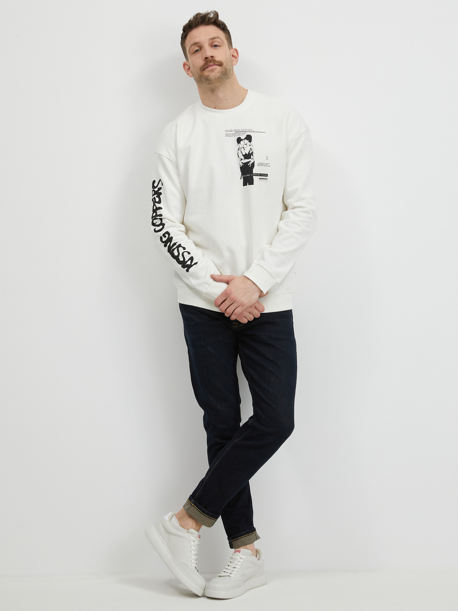 ONLY & SONS Banksy Sweatshirt Byal - Pepit.bg