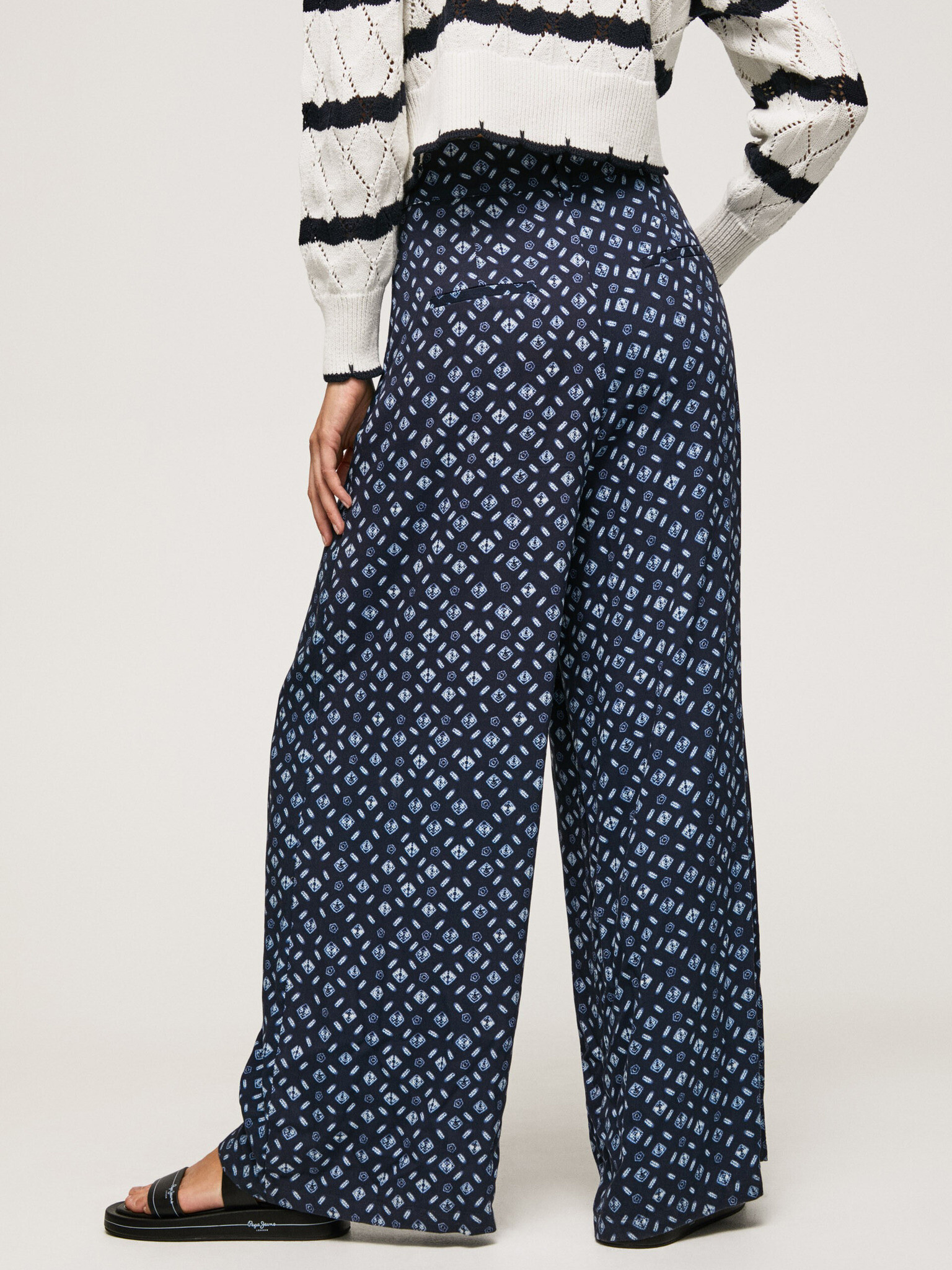 Pepe Jeans Trousers Sin - Pepit.bg