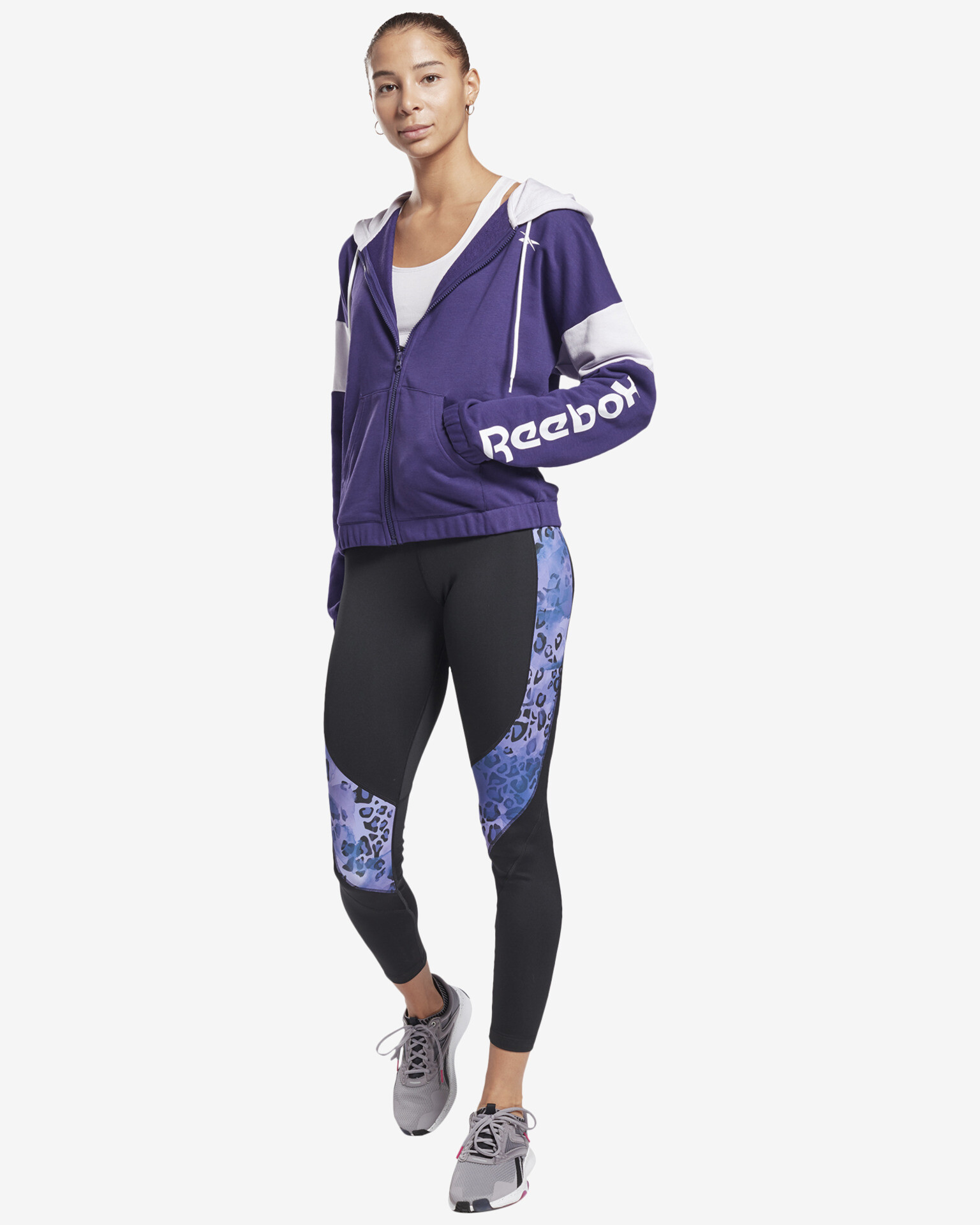 Reebok Training Essentials Linear Logo Суитшърт Lilav - Pepit.bg