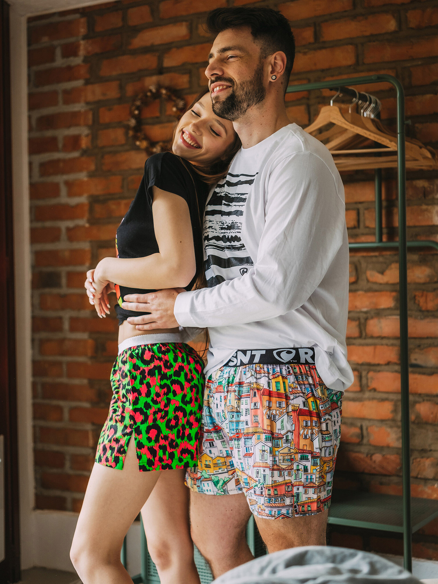 Represent Mike Спортни гащета Byal - Pepit.bg