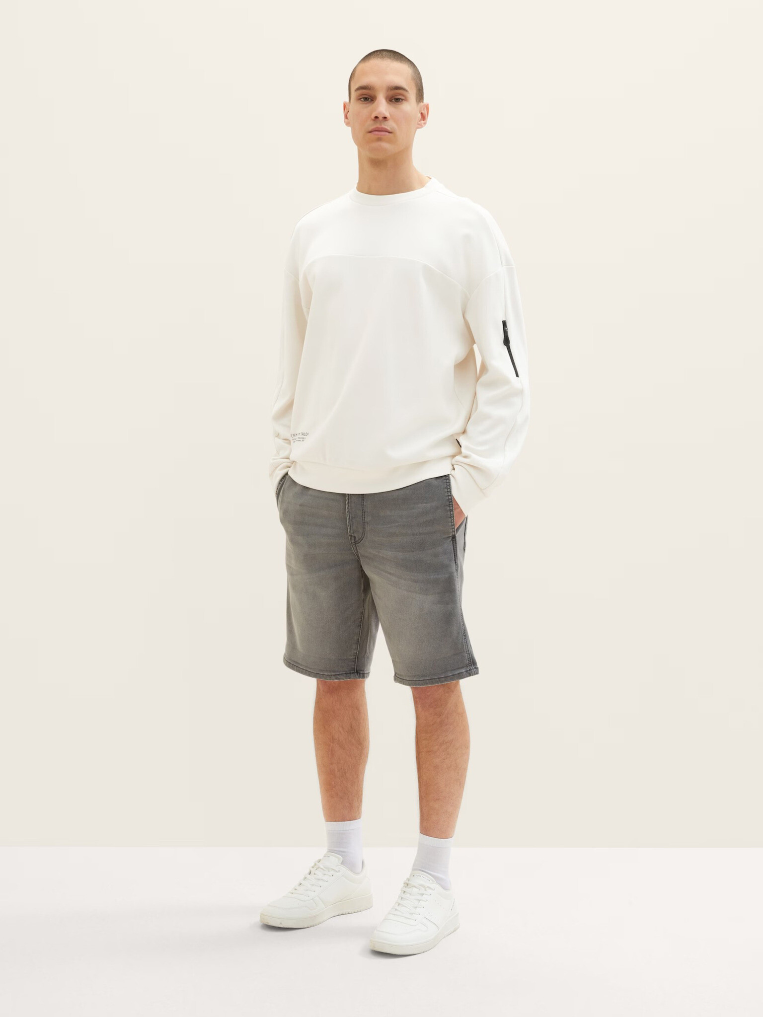 Tom Tailor Denim Къси панталони Siv - Pepit.bg