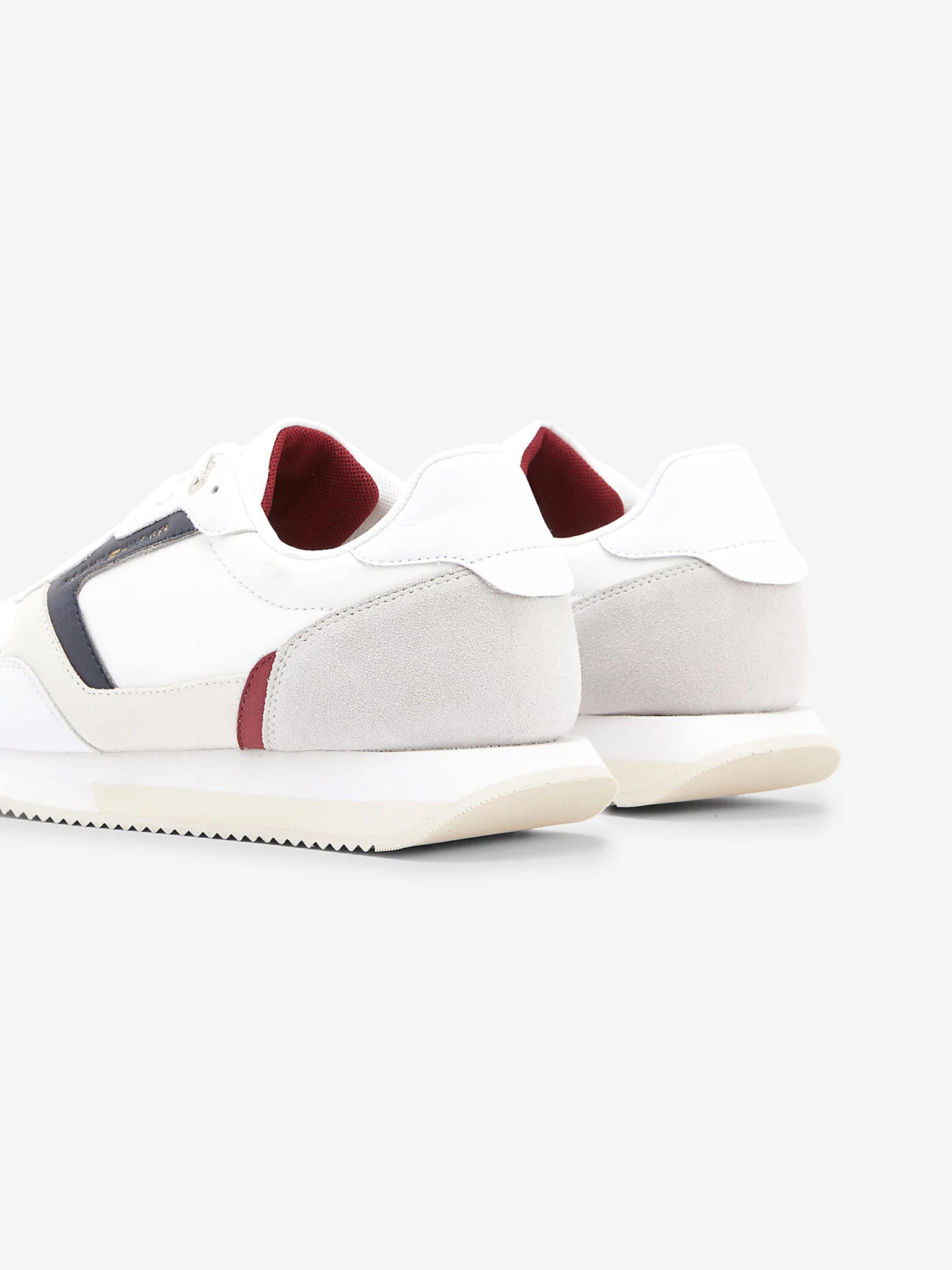 Tommy Hilfiger Essential Runner Спортни обувки Byal - Pepit.bg