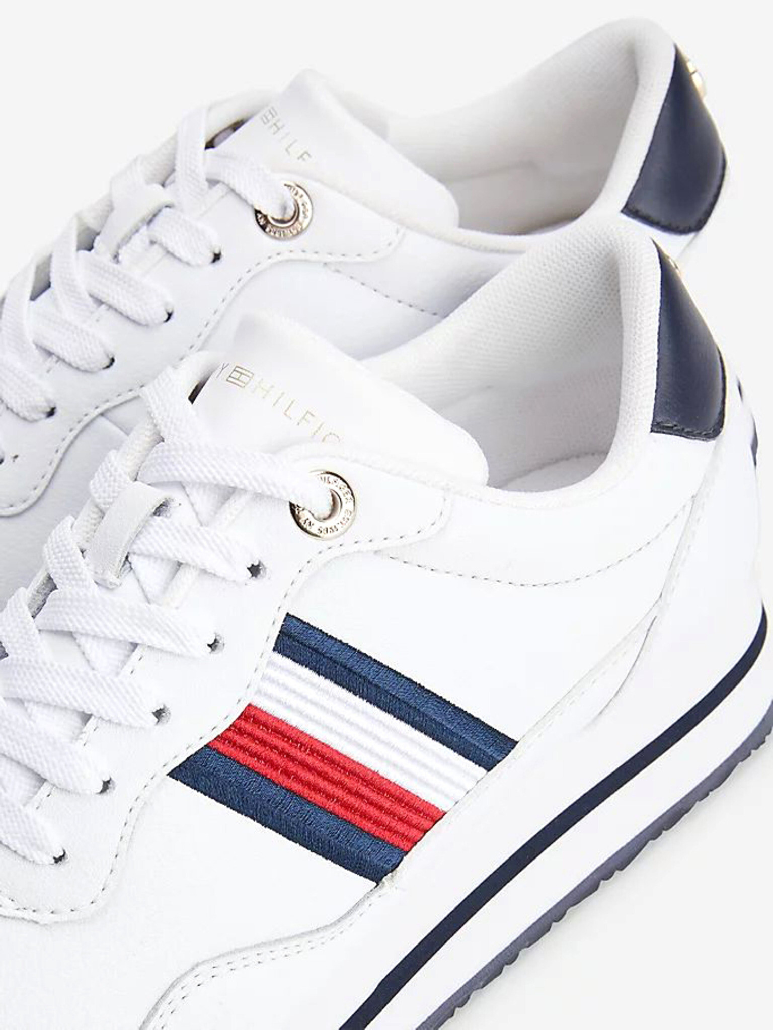 Tommy Hilfiger Спортни обувки Byal - Pepit.bg