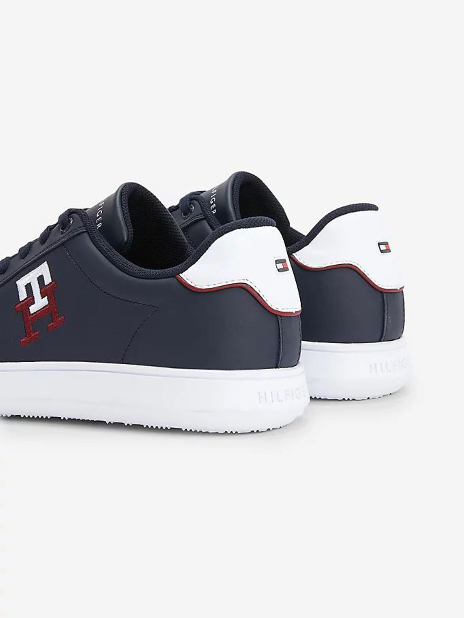 Tommy Hilfiger Спортни обувки Sin - Pepit.bg