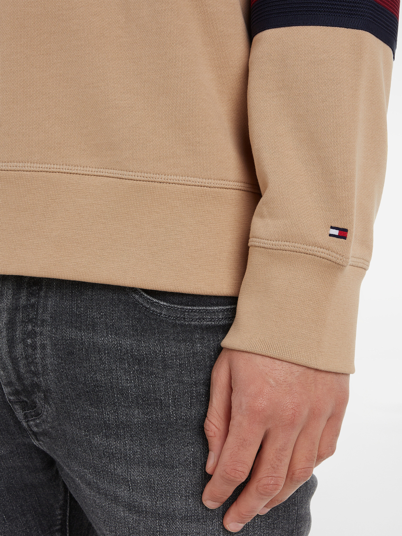 Tommy Hilfiger Sweatshirt Bezhov - Pepit.bg