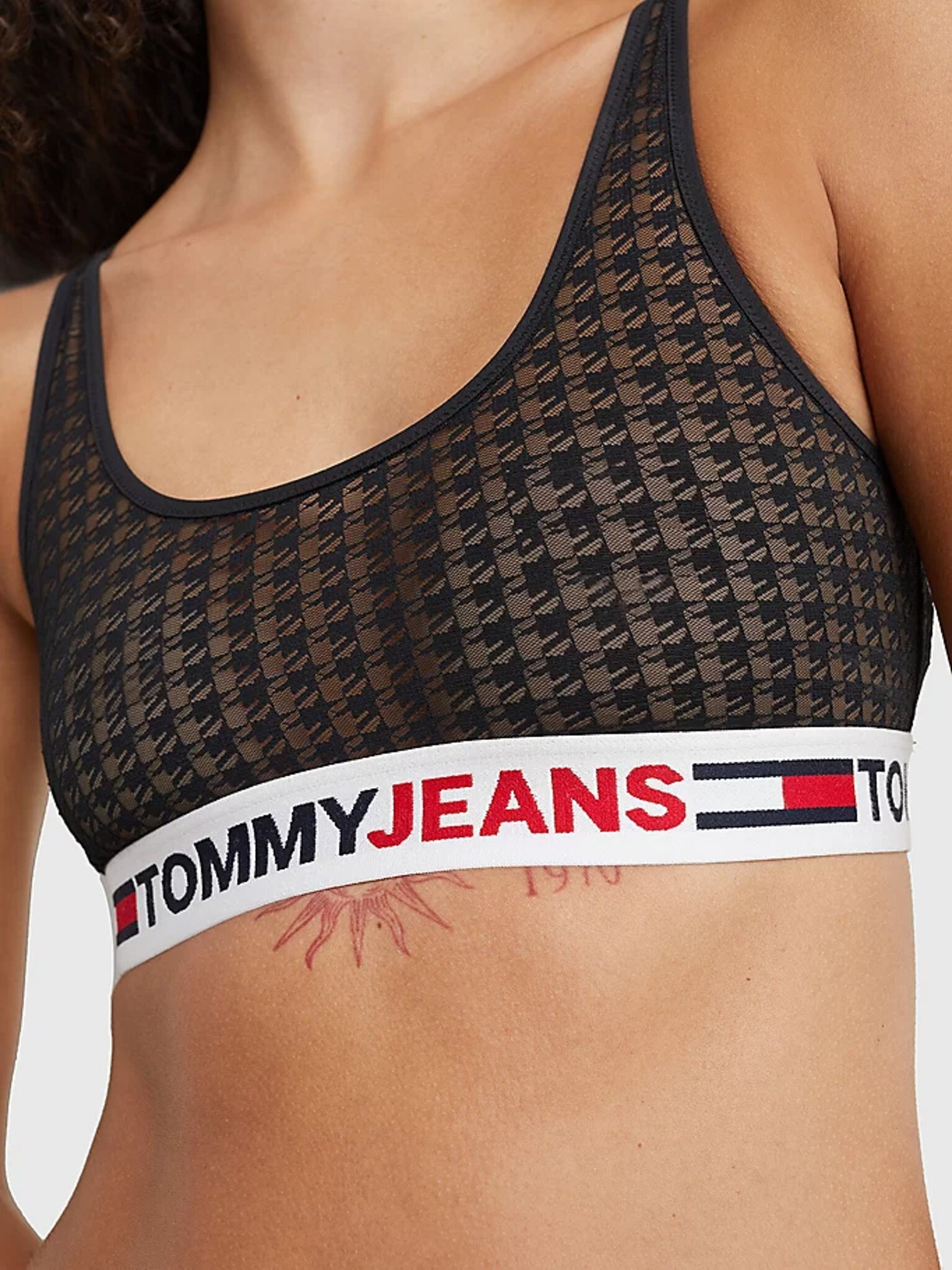 Tommy Jeans Сутиен Cheren - Pepit.bg