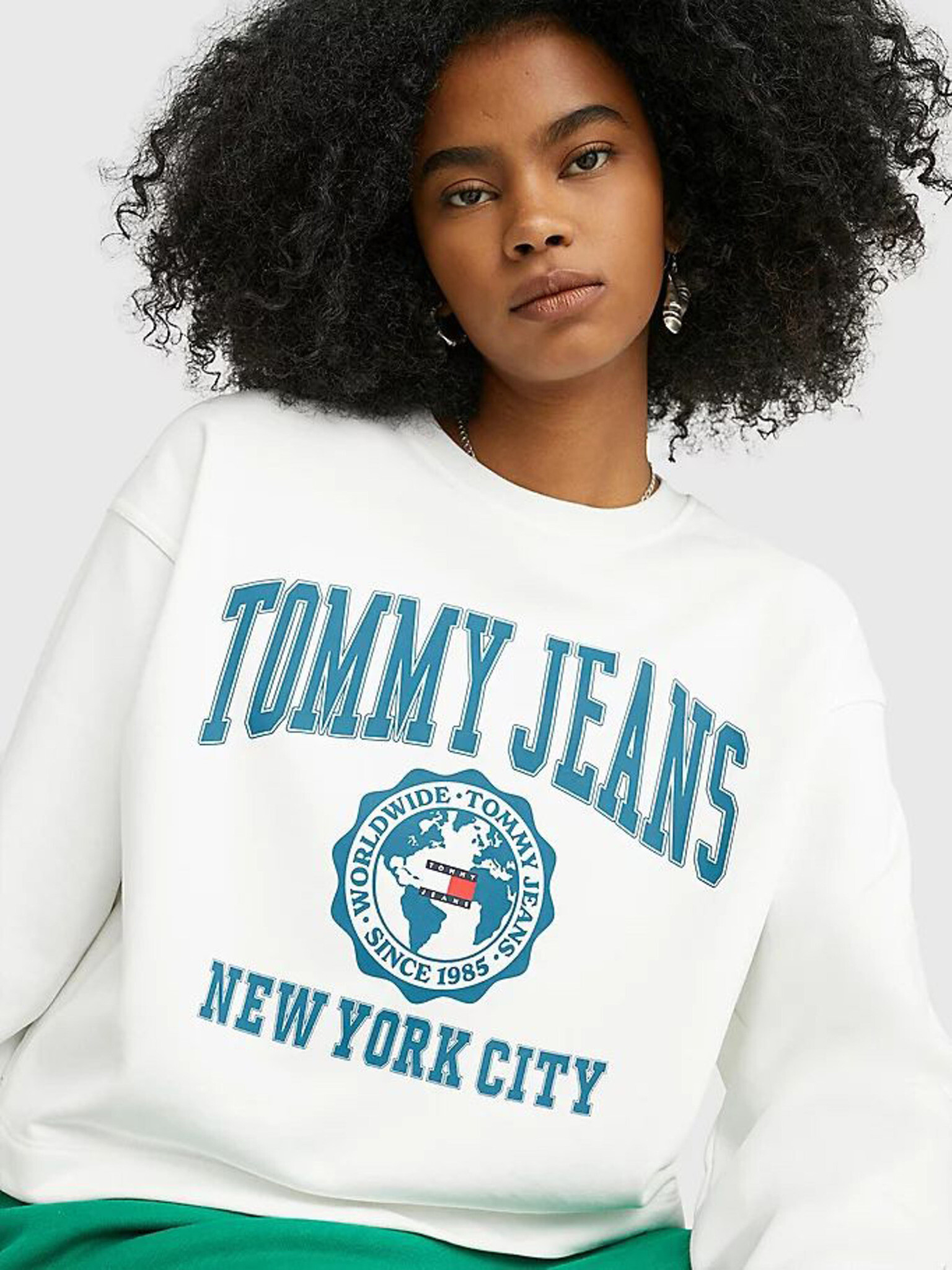 Tommy Jeans Sweatshirt Byal - Pepit.bg