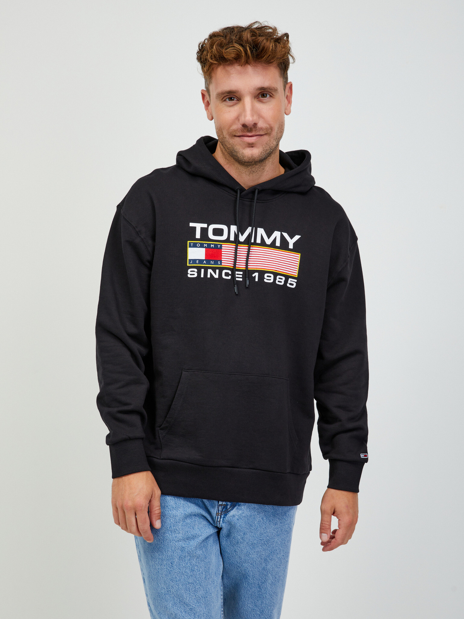 Tommy Jeans Sweatshirt Cheren - Pepit.bg