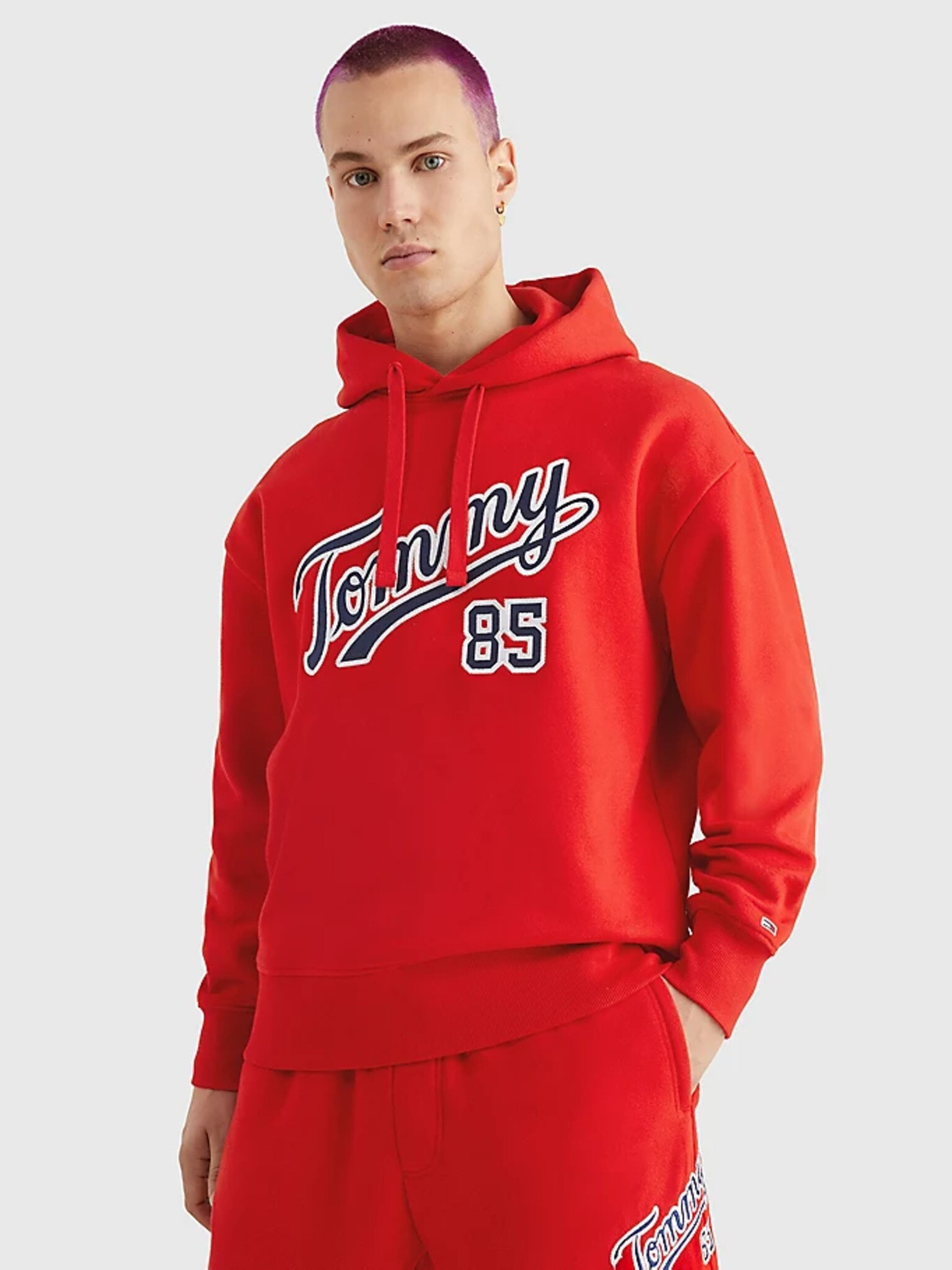 Tommy Jeans Sweatshirt Cherven - Pepit.bg