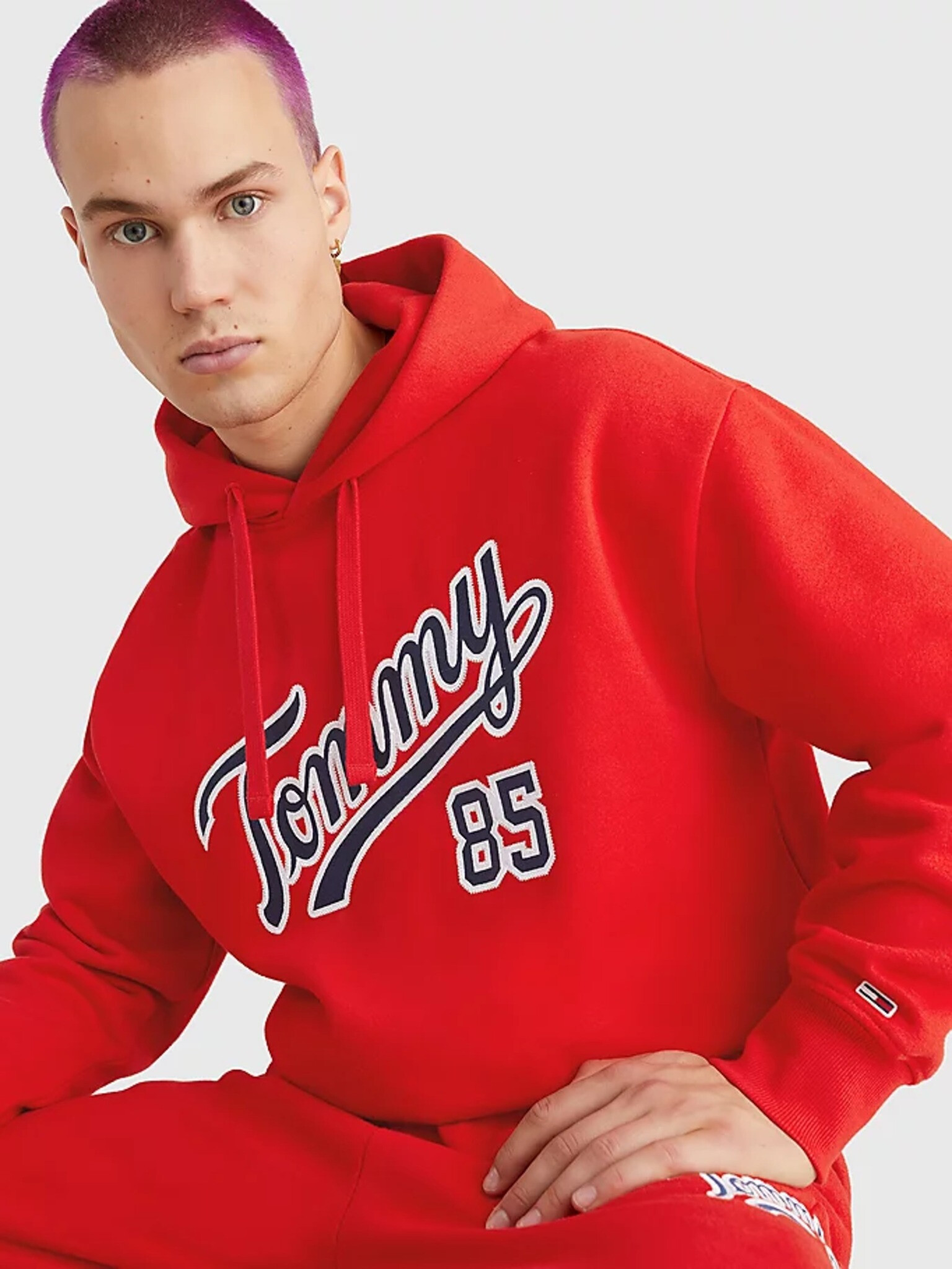 Tommy Jeans Sweatshirt Cherven - Pepit.bg