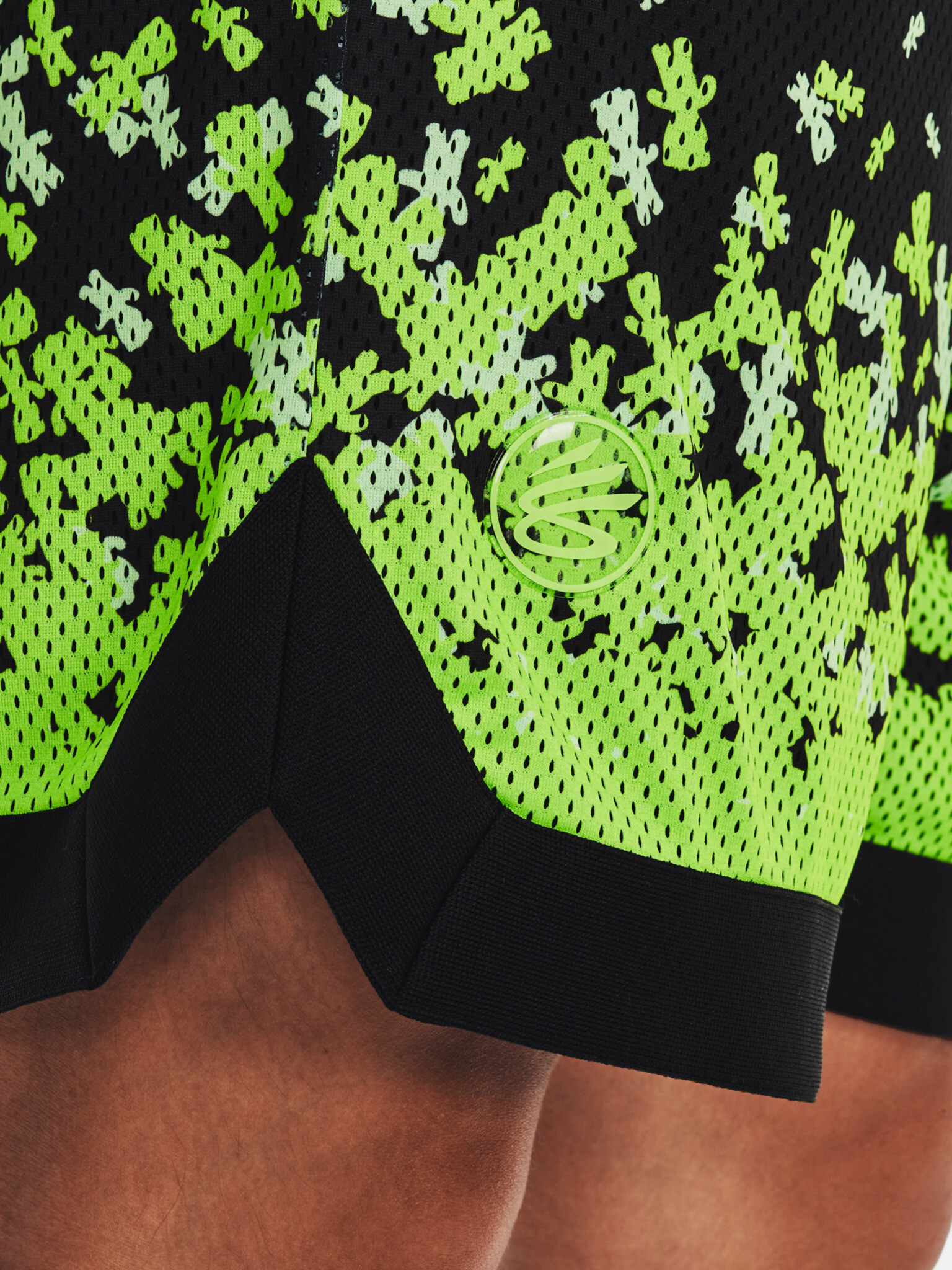 Under Armour Curry Collab Mesh Къси панталони Cheren - Pepit.bg