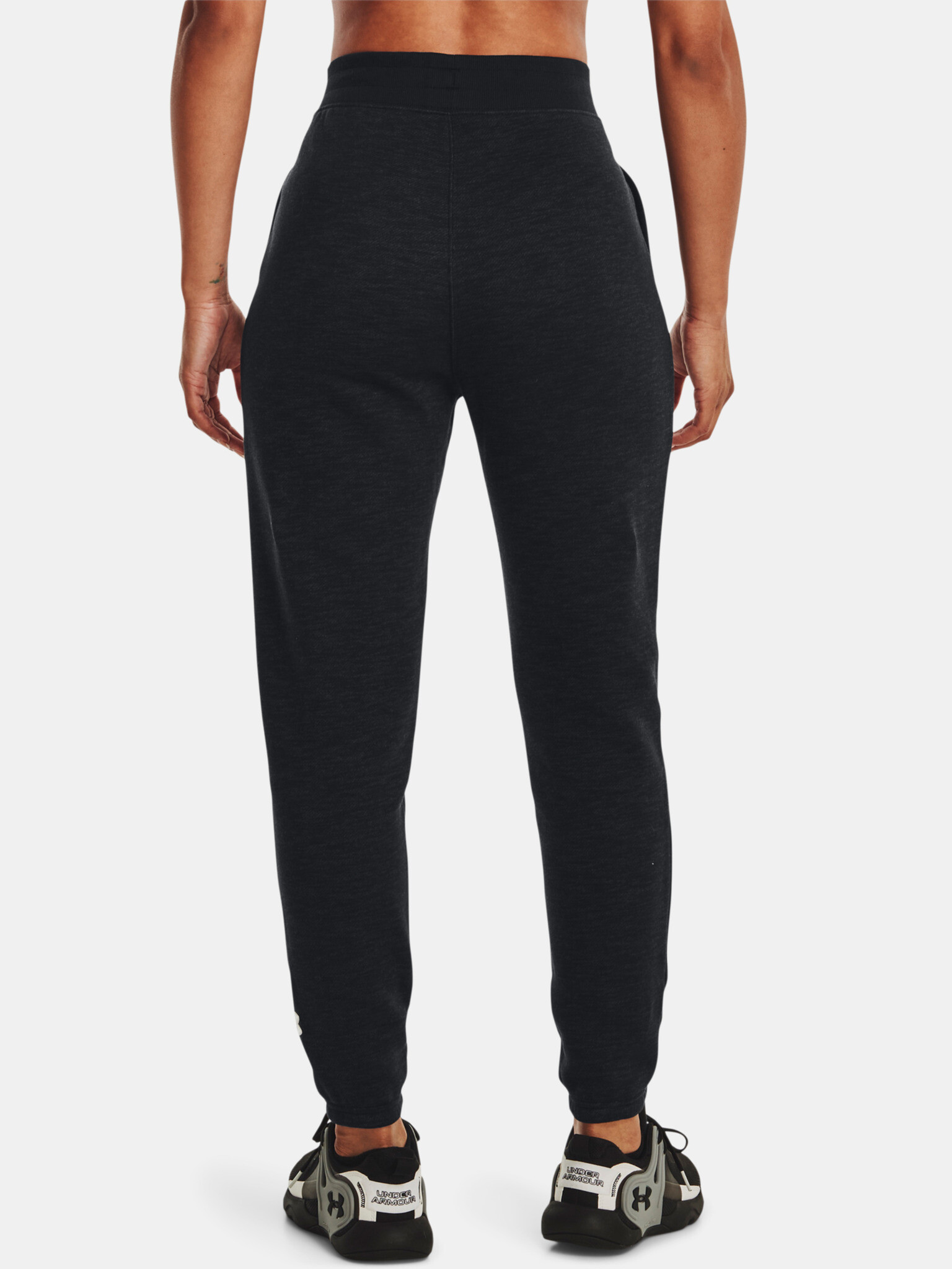 Under Armour Essential Script Pant Долнище Cheren - Pepit.bg