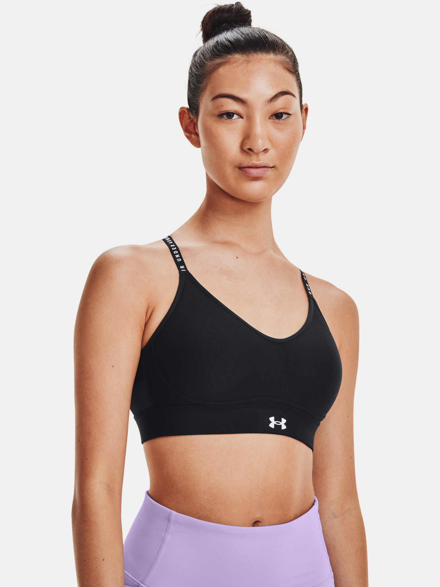 Under Armour Infinity Covered Low Cпортен Сутиен Cheren - Pepit.bg