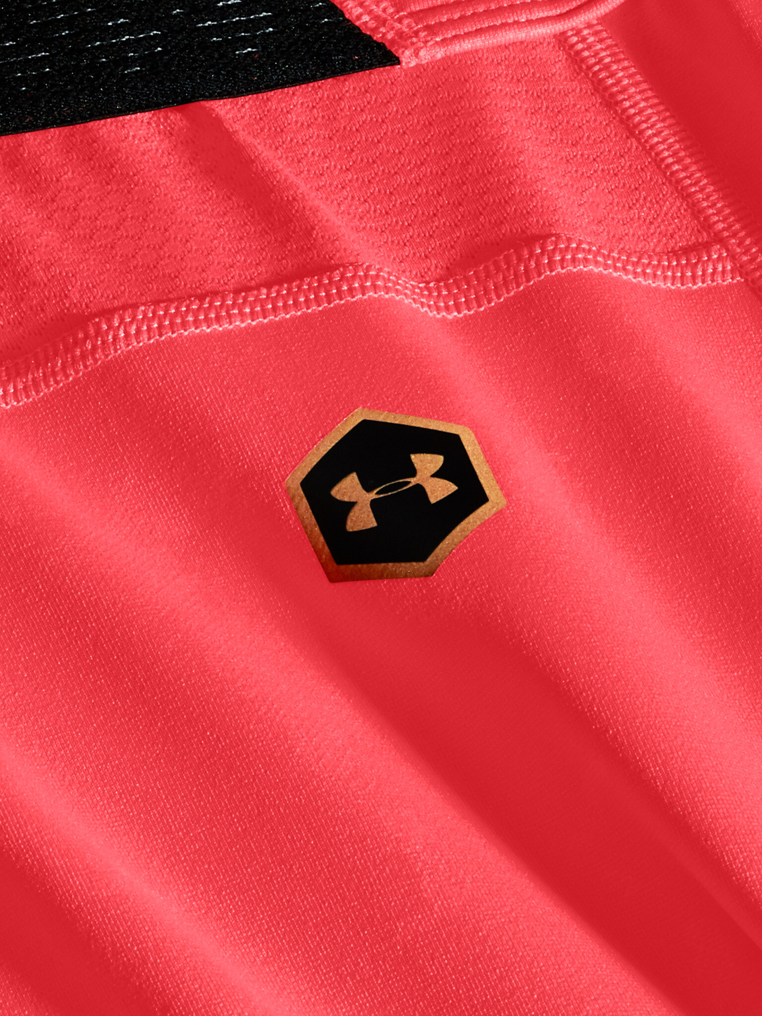 Under Armour Kazoku Къси панталони Cherven - Pepit.bg