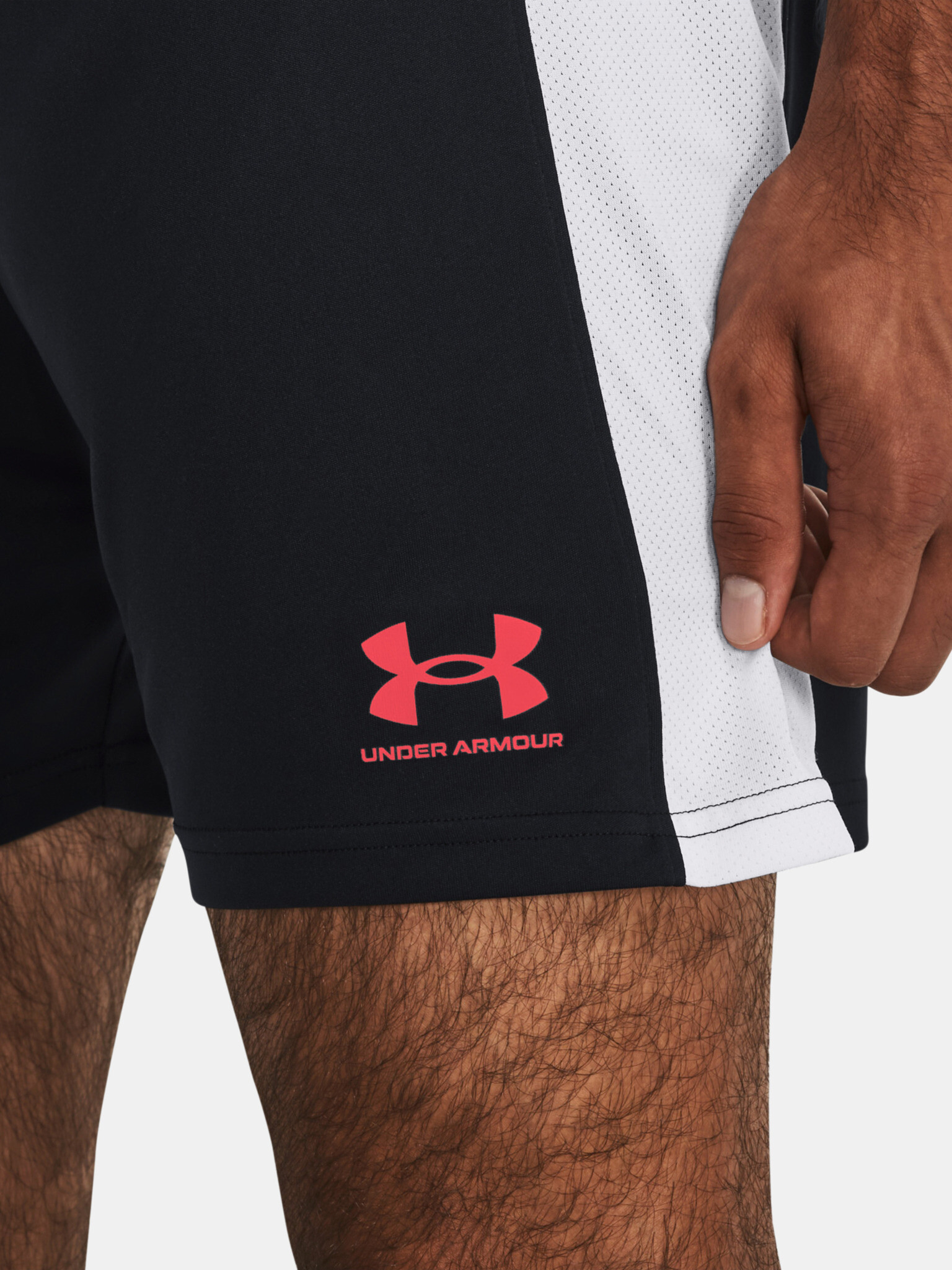 Under Armour Къси панталони Cheren - Pepit.bg