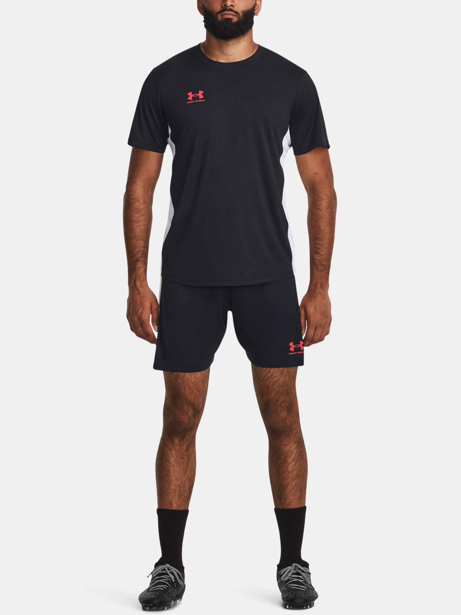 Under Armour Къси панталони Cheren - Pepit.bg