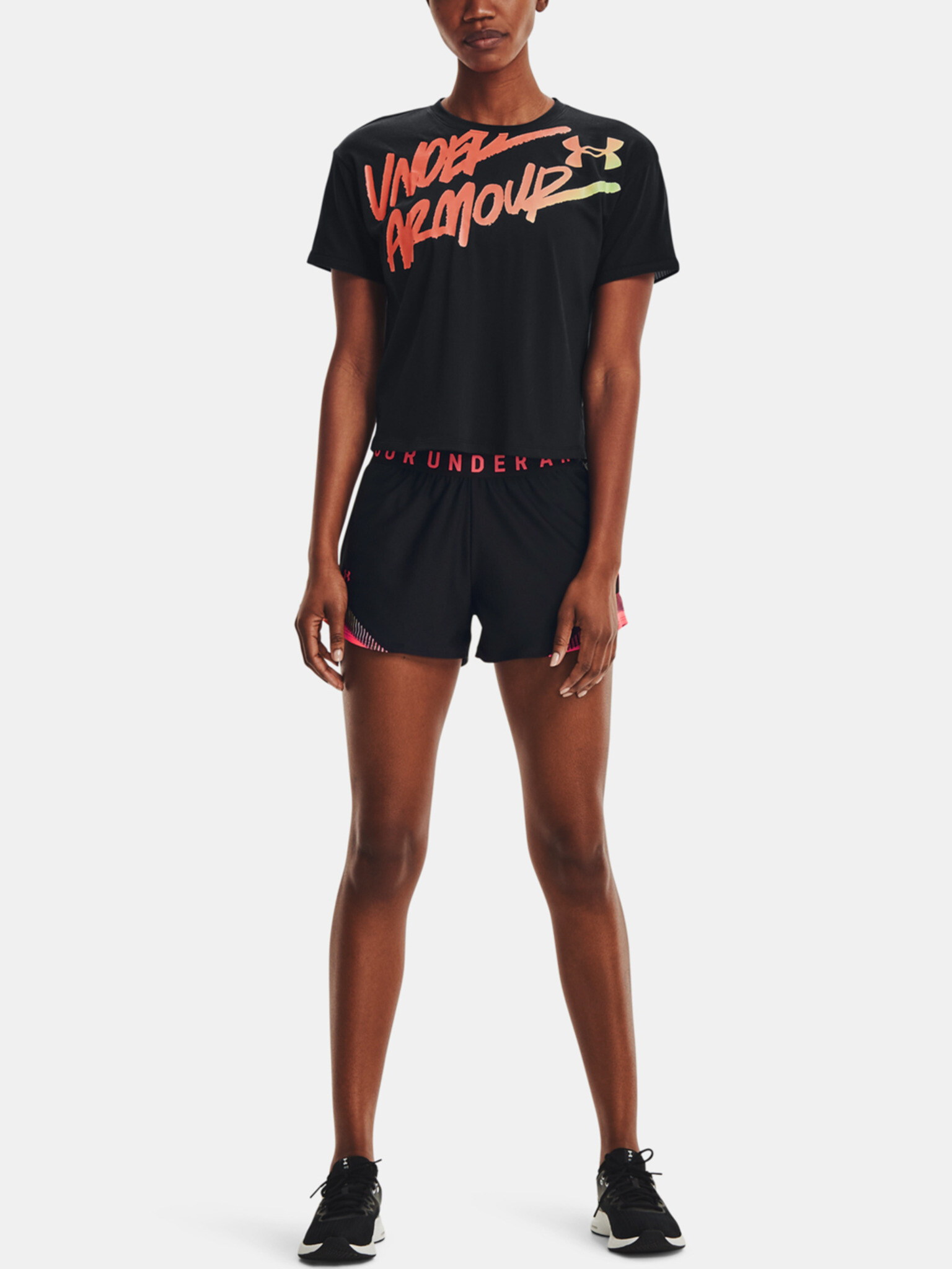 Under Armour Live Chroma Graphic T-shirt Cheren - Pepit.bg
