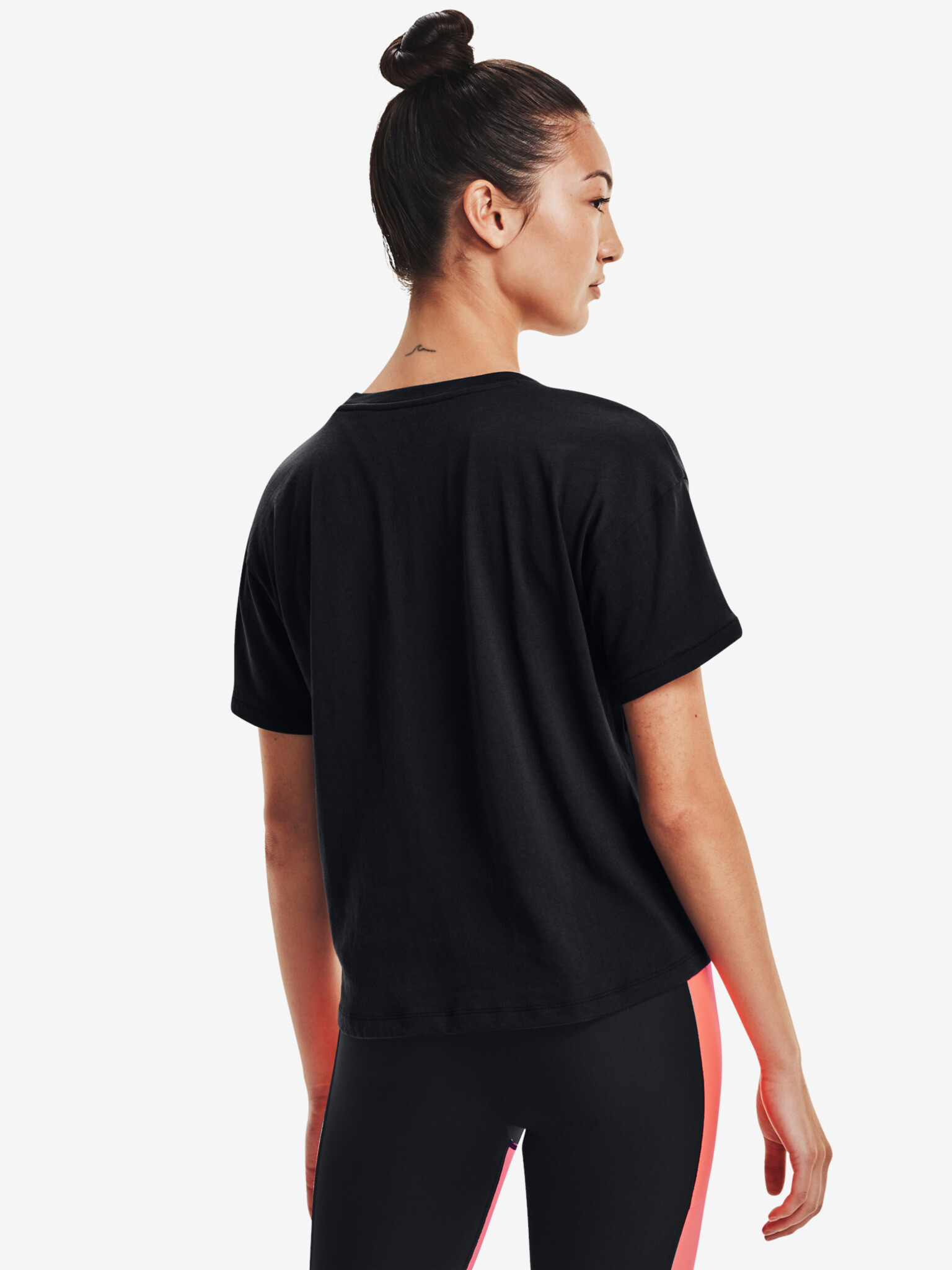 Under Armour Live Glow Graphic Тениска Cheren - Pepit.bg