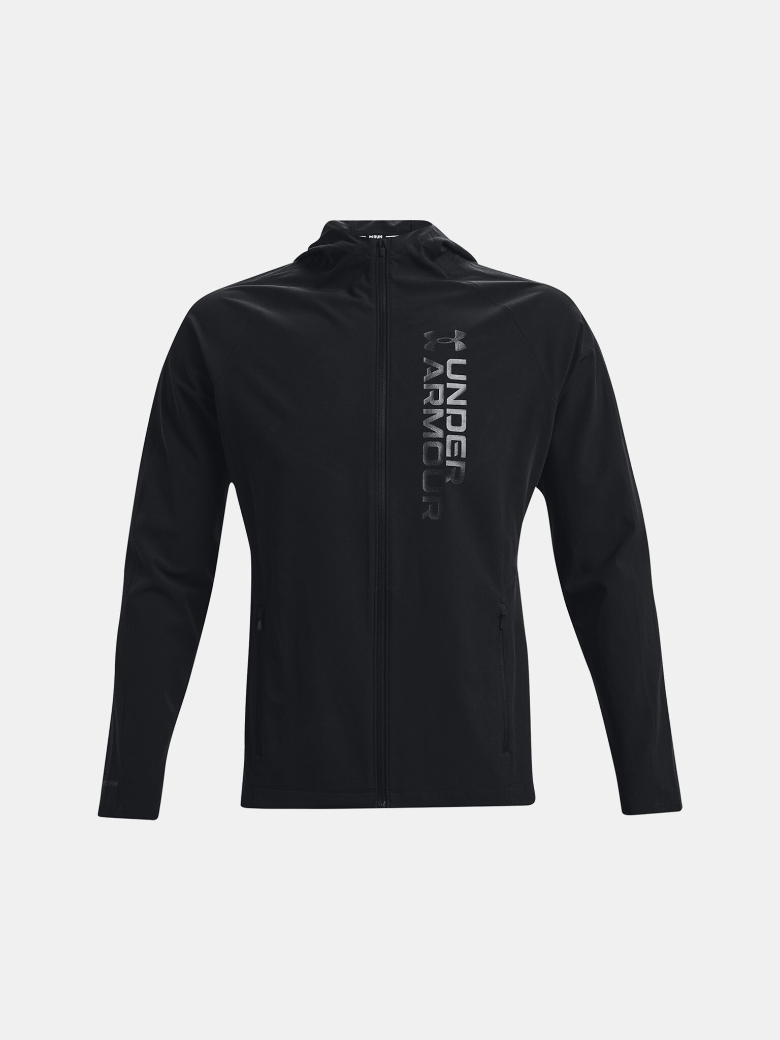 Under Armour Outrun The Storm Яке Cheren - Pepit.bg
