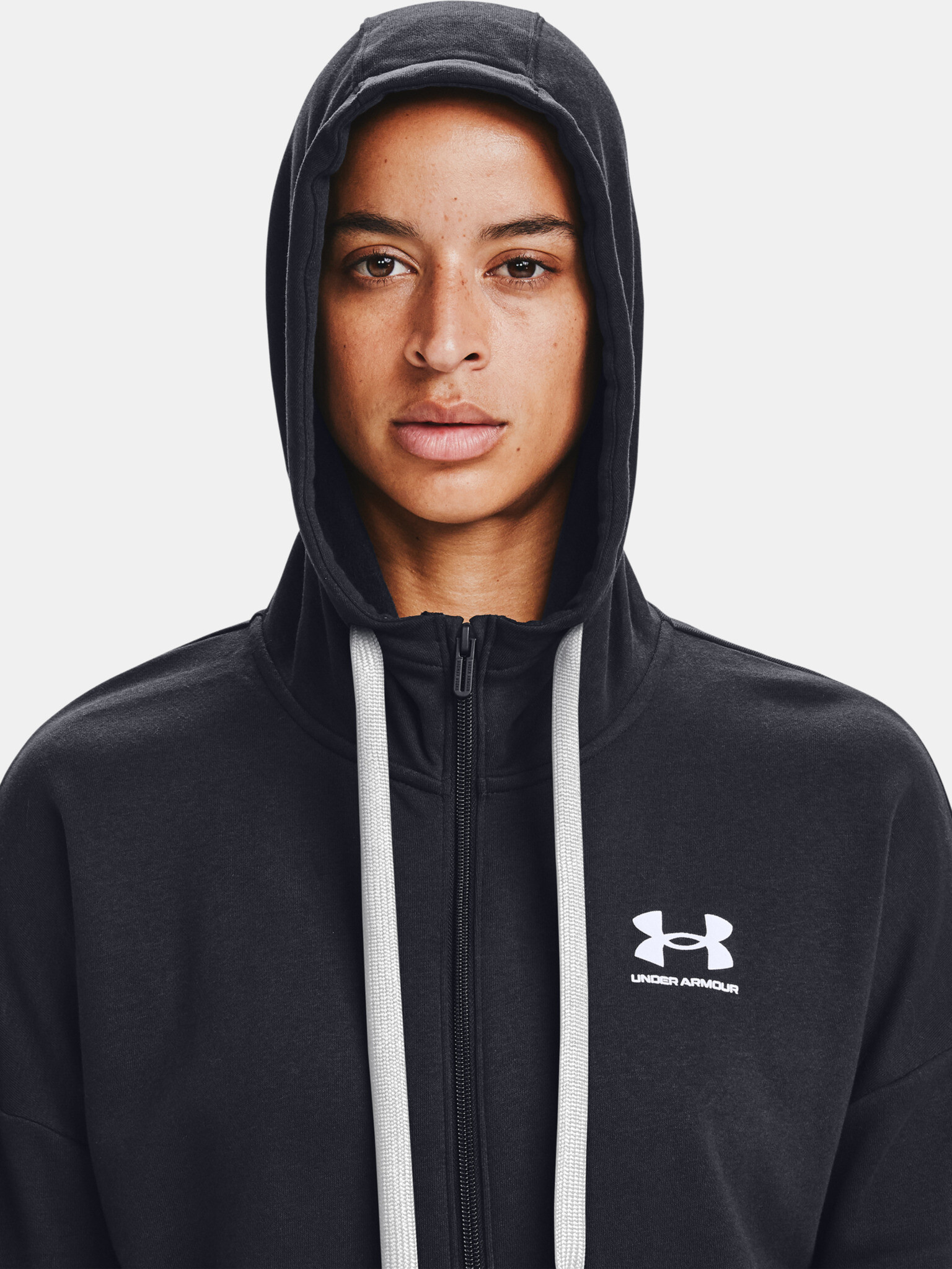 Under Armour RIVAL FLEECE FZ HOODIE Sweatshirt Cheren - Pepit.bg