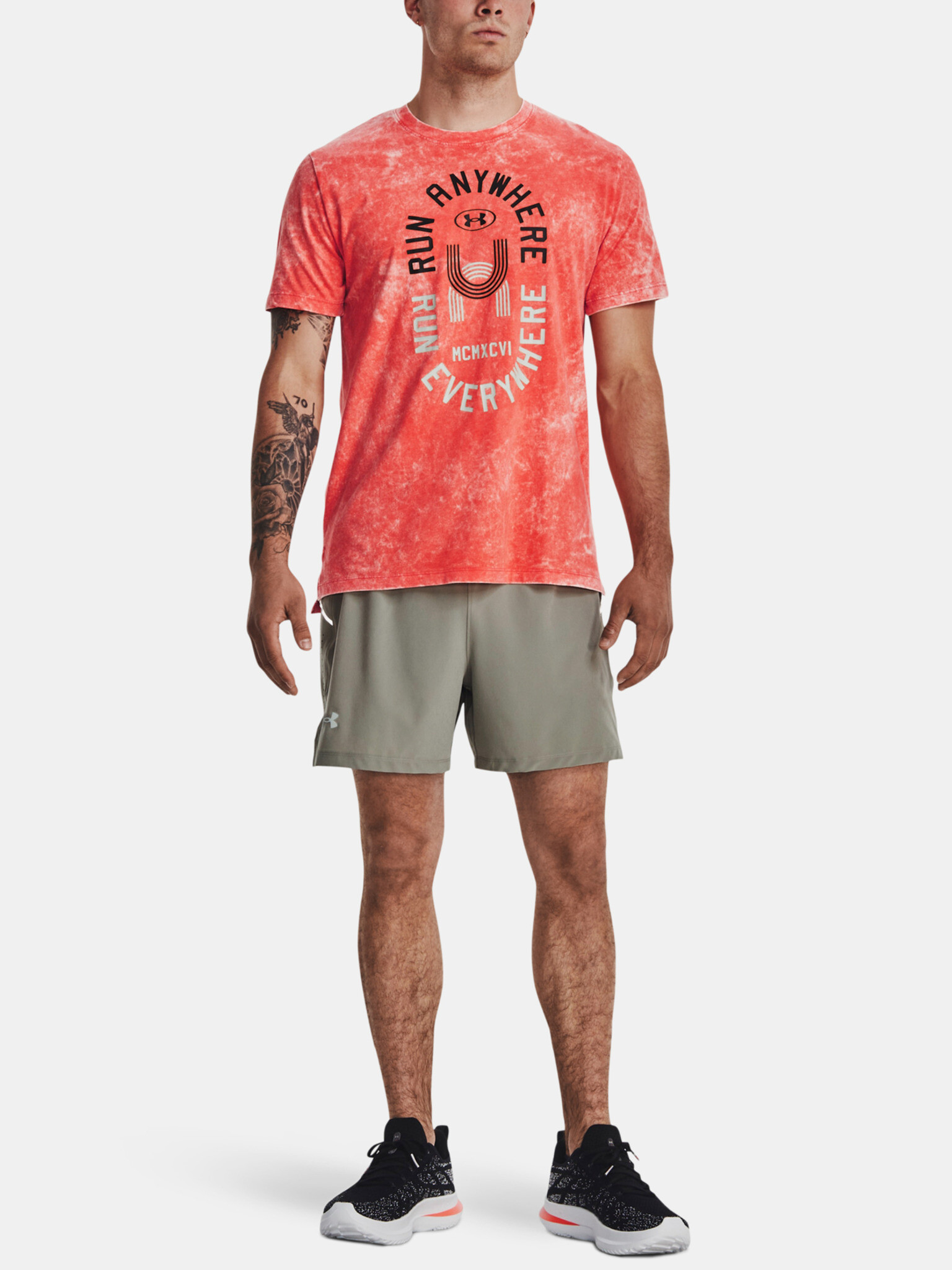 Under Armour Run Anywhere T-shirt Cherven - Pepit.bg