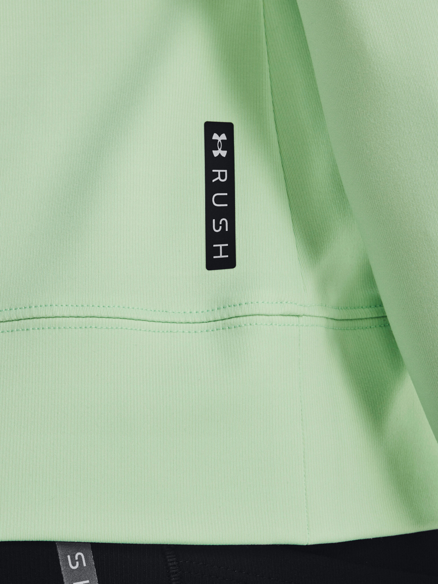 Under Armour RUSH™ ColdGear® Core Тениска Zelen - Pepit.bg