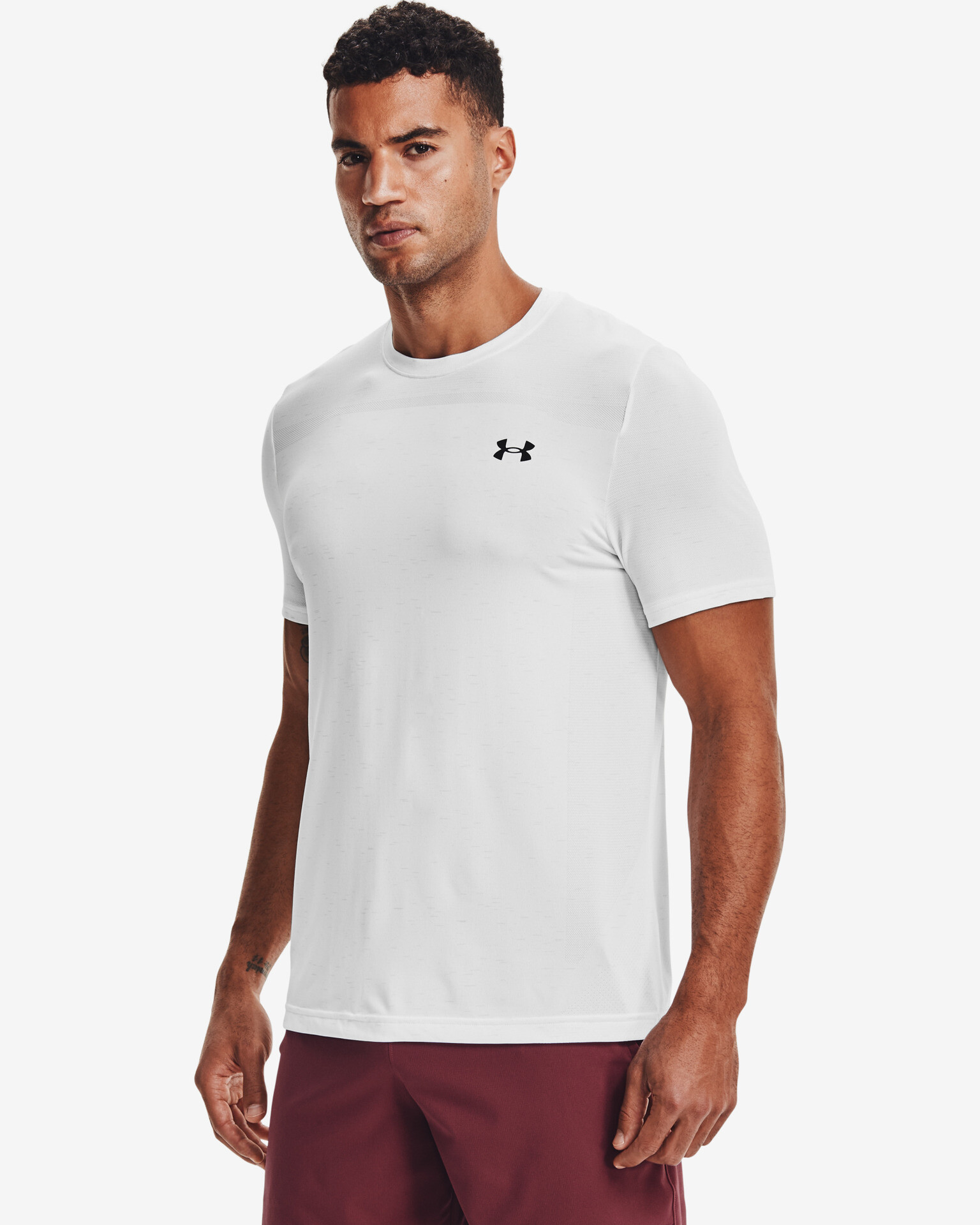 Under Armour Seamless T-shirt Byal - Pepit.bg