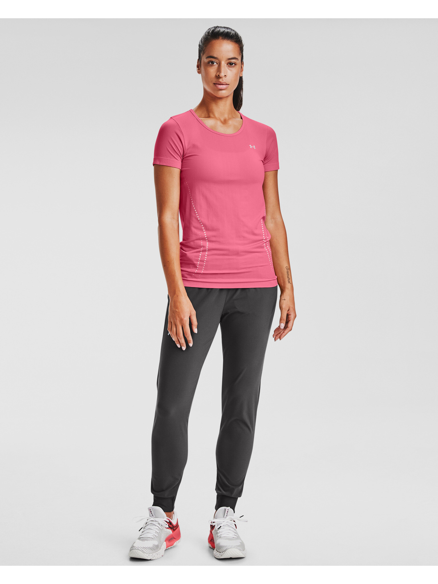 Under Armour T-shirt Rozov - Pepit.bg