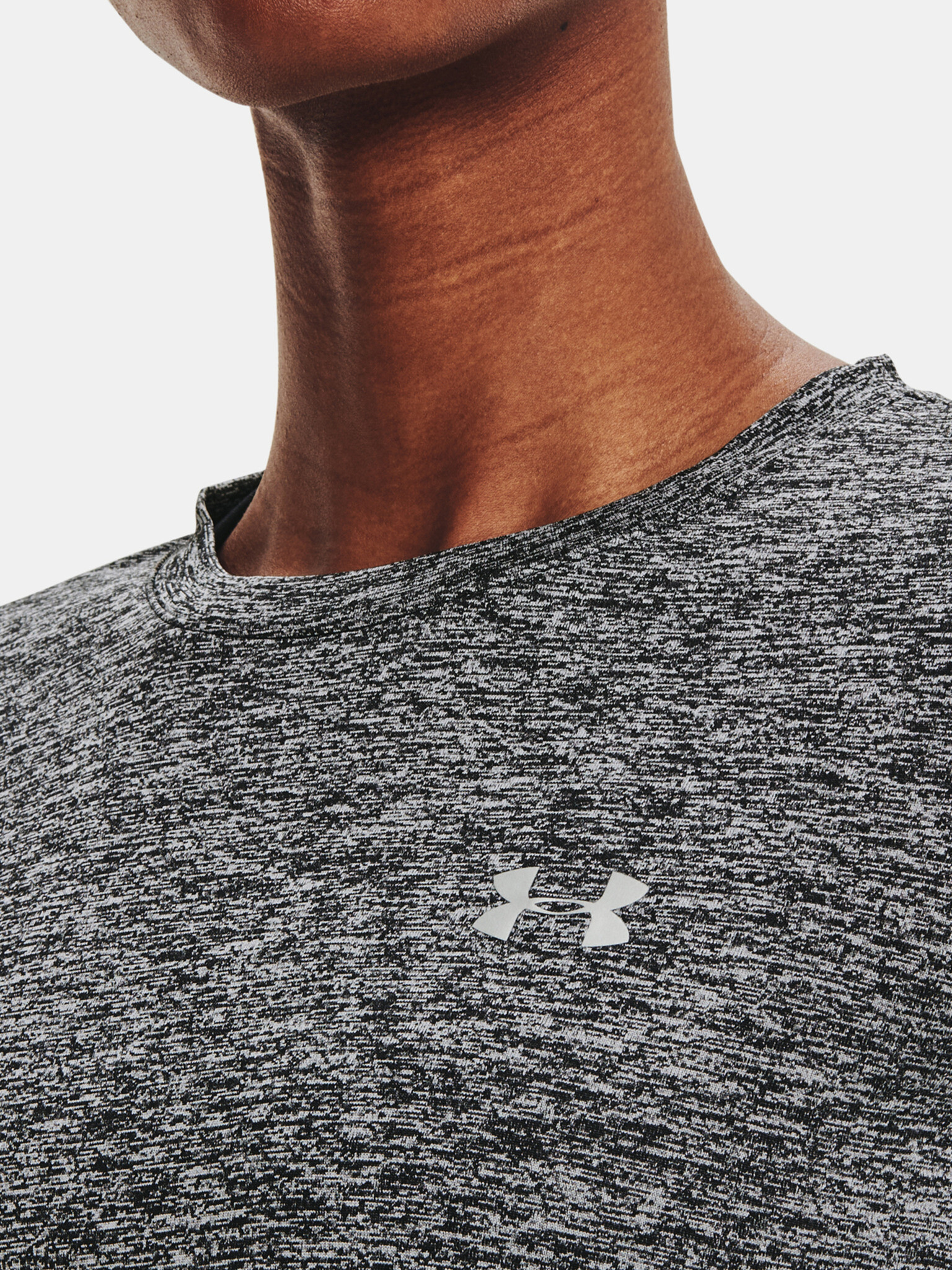 Under Armour Tech LS Crew Twist-BLK T-shirt Cheren - Pepit.bg