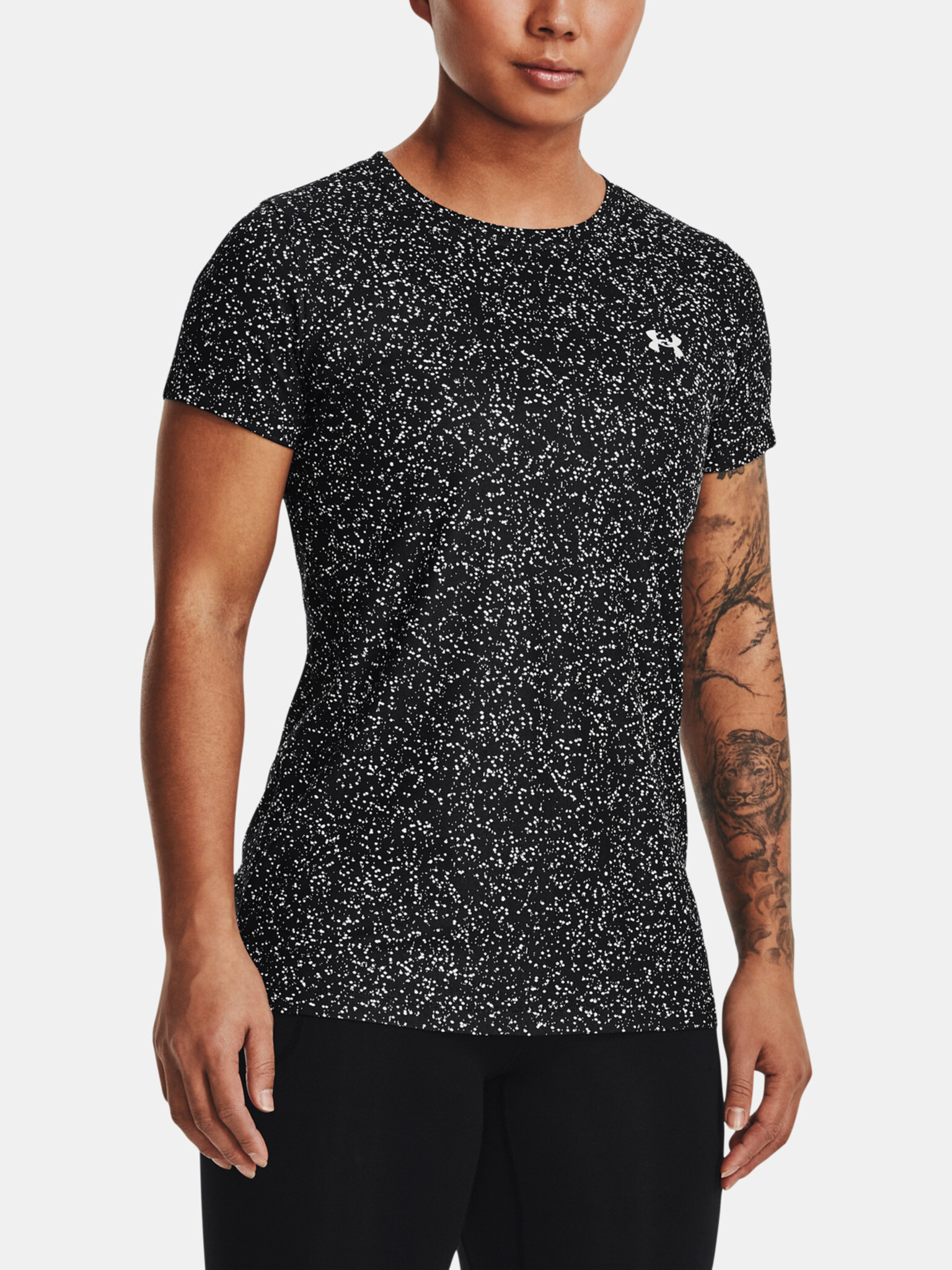 Under Armour Tech Nova T-shirt Cheren - Pepit.bg