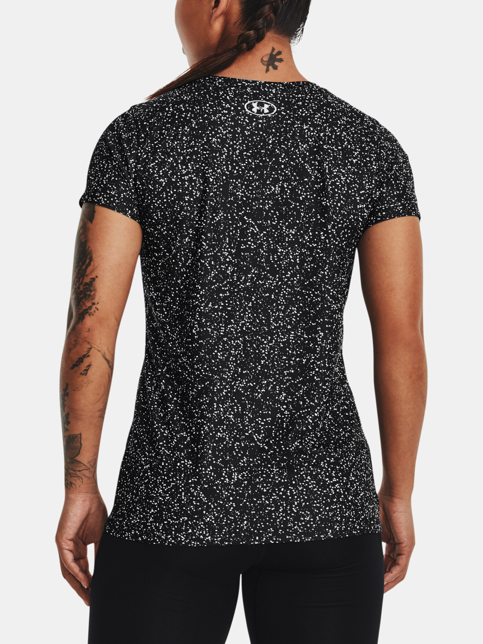 Under Armour Tech Nova T-shirt Cheren - Pepit.bg