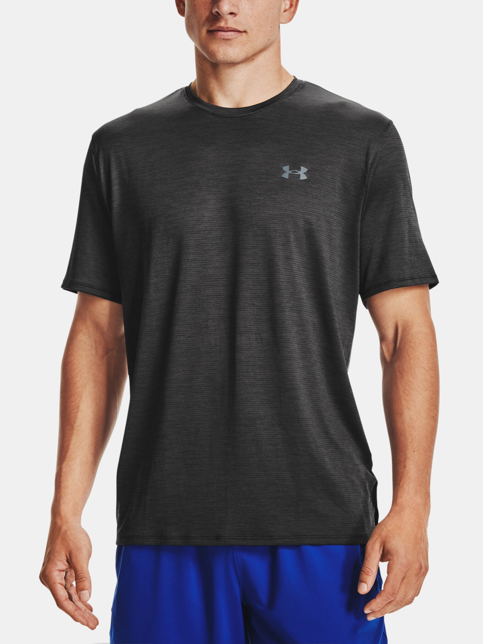 Under Armour Training Vent 2.0 SS T-shirt Cheren - Pepit.bg