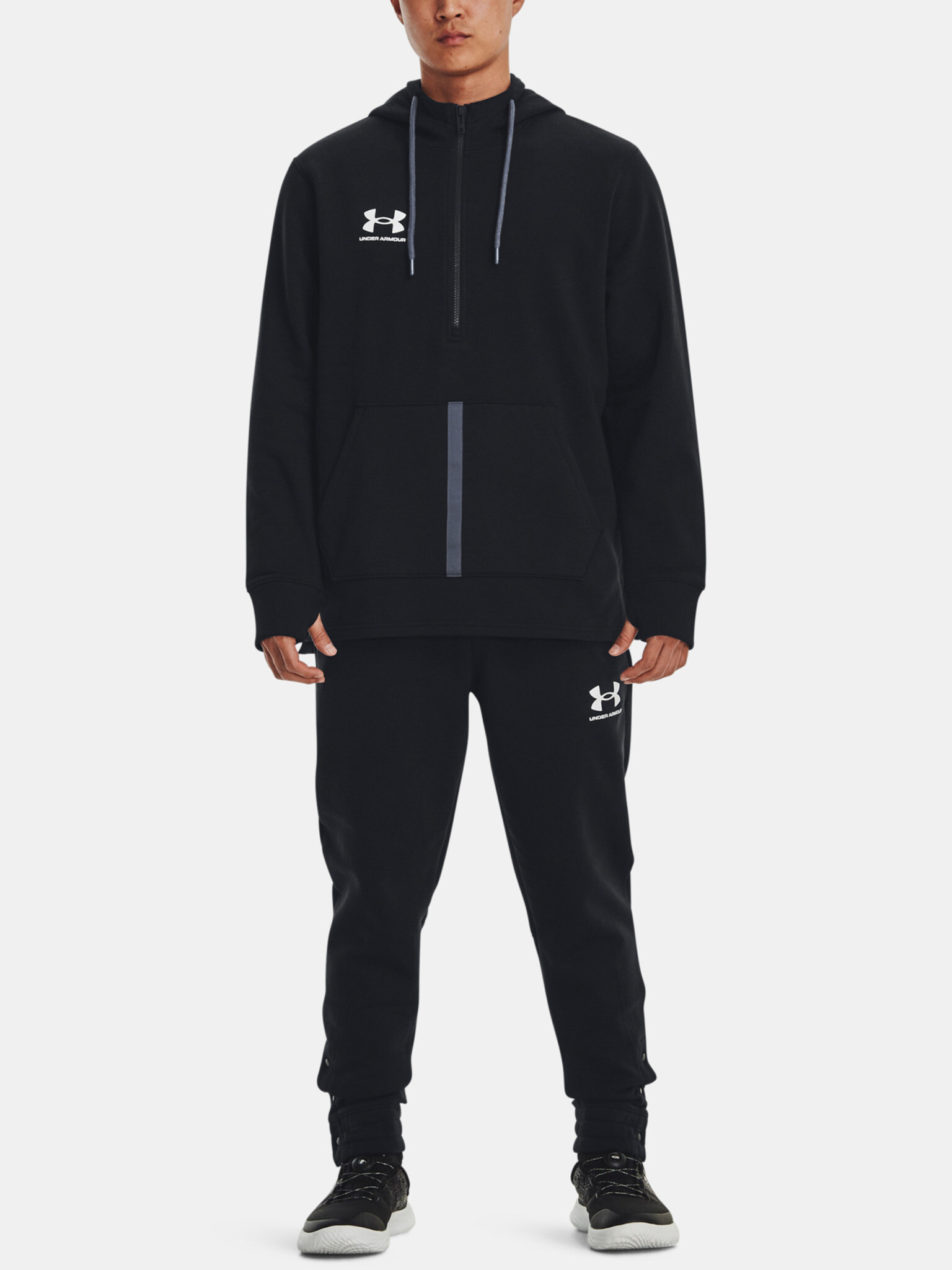 Under Armour UA Accelerate Hoodie-BLK Sweatshirt Cheren - Pepit.bg