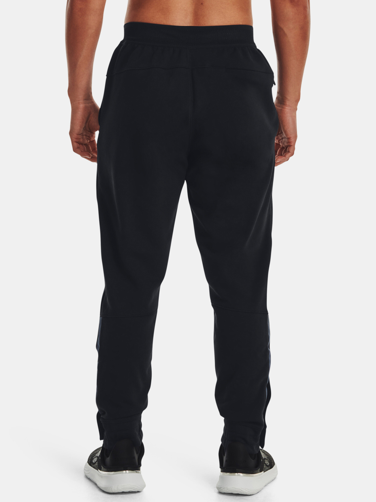 Under Armour UA Accelerate Jogger-BLK Долнище Cheren - Pepit.bg