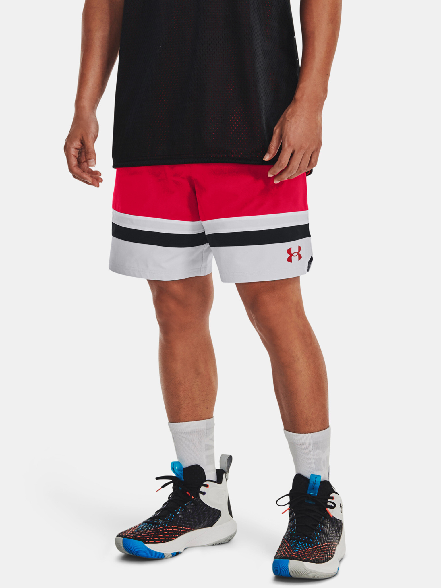 Under Armour UA Baseline Woven Short II Къси панталони Cherven - Pepit.bg