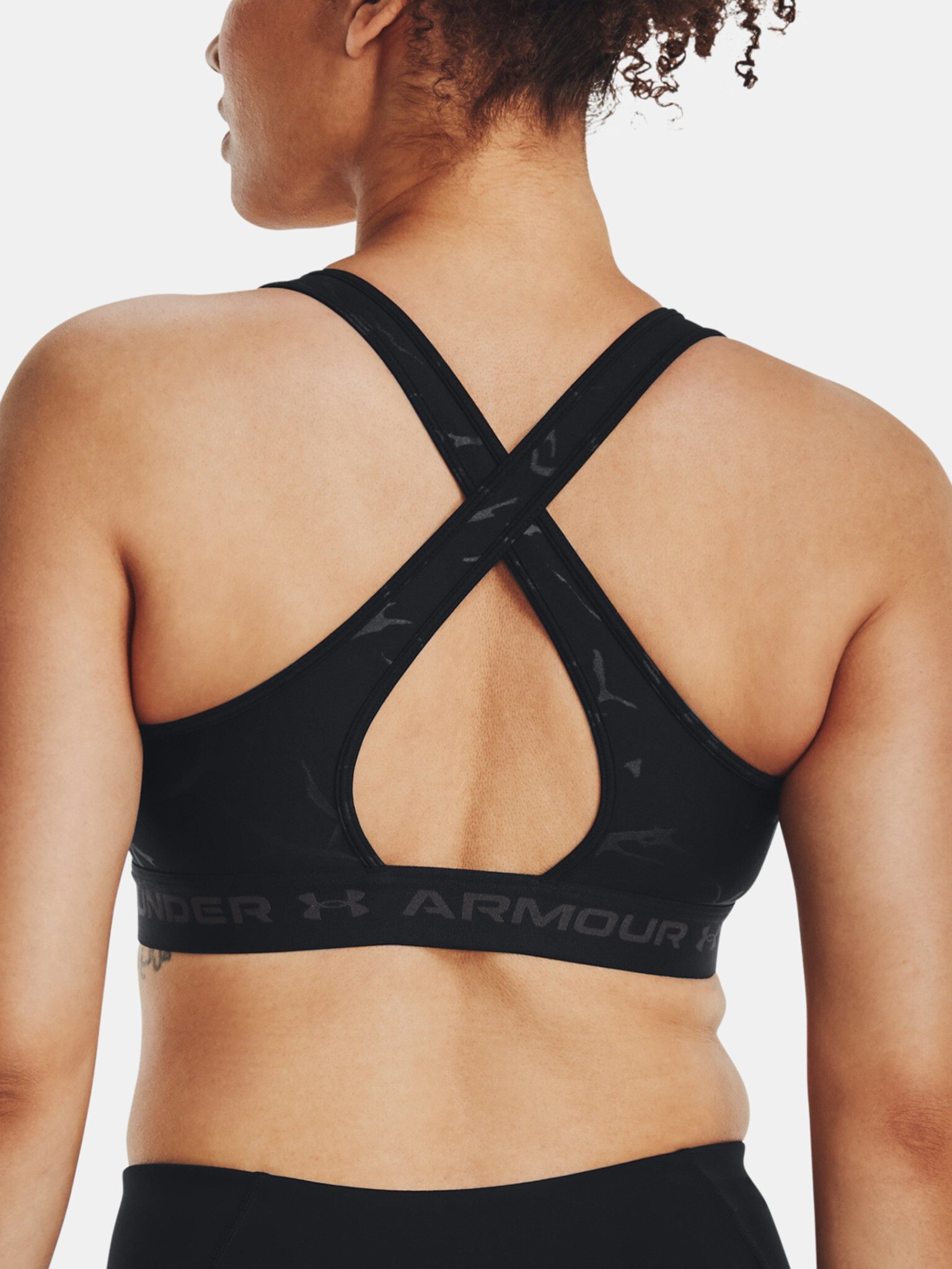 Under Armour UA Crossback Mid Emboss Cпортен Сутиен Cheren - Pepit.bg