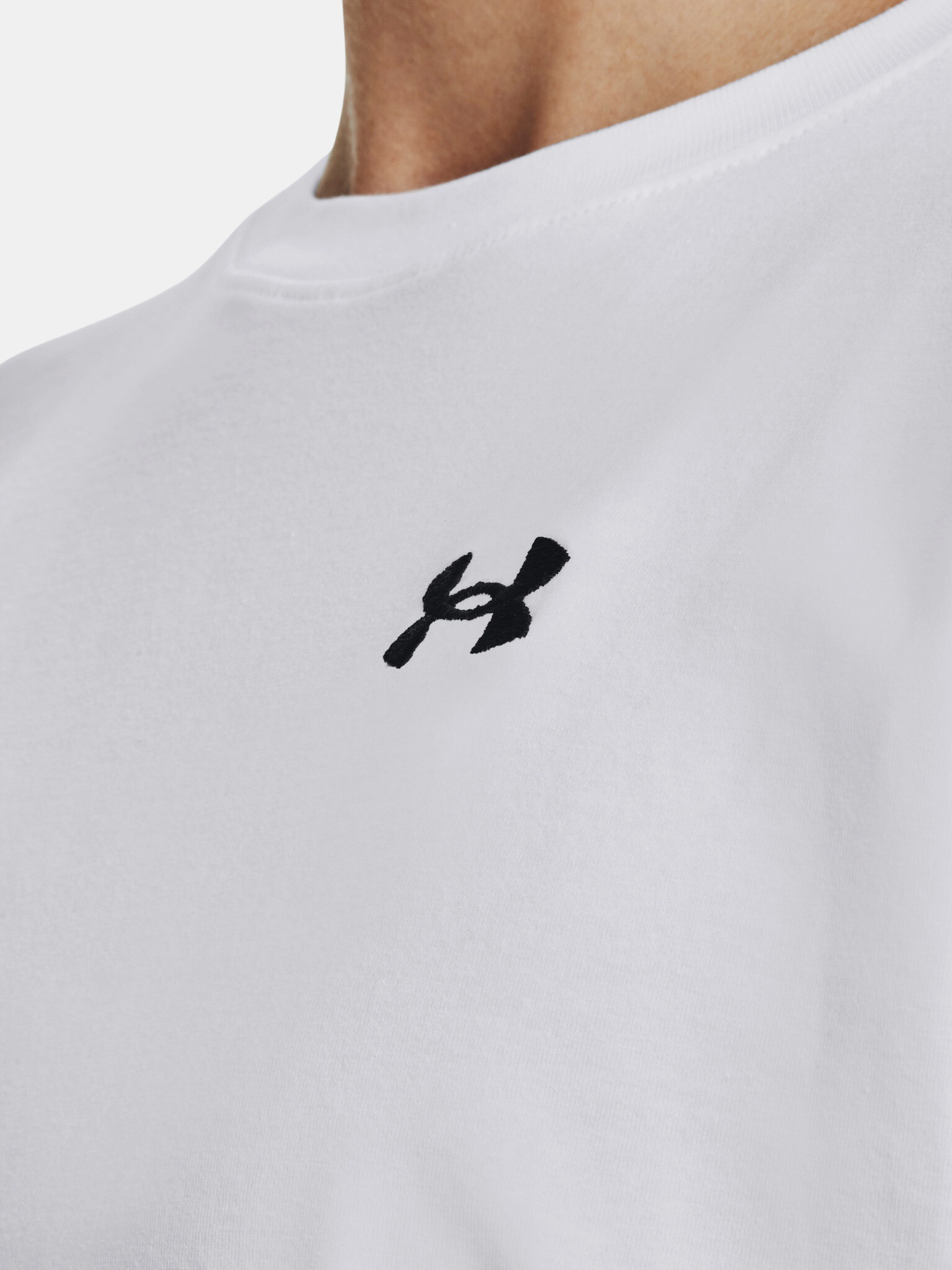 Under Armour UA Esential Cttn Stretch T-shirt Byal - Pepit.bg