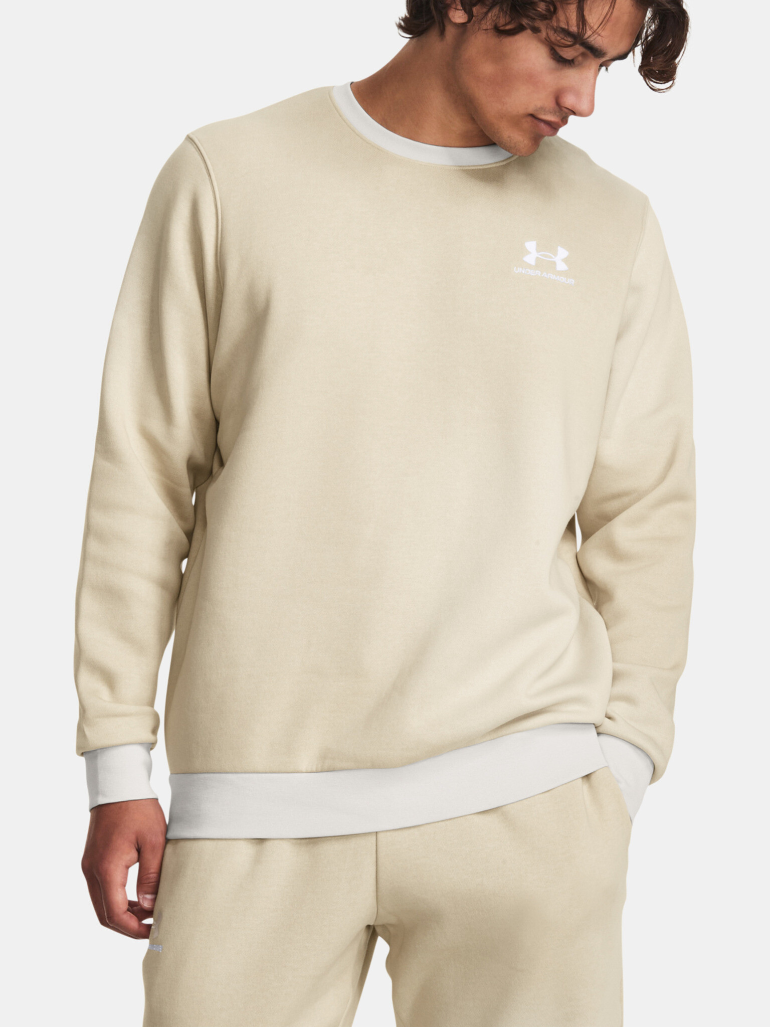 Under Armour UA Essential Flc Novelty Crw Sweatshirt Bezhov - Pepit.bg